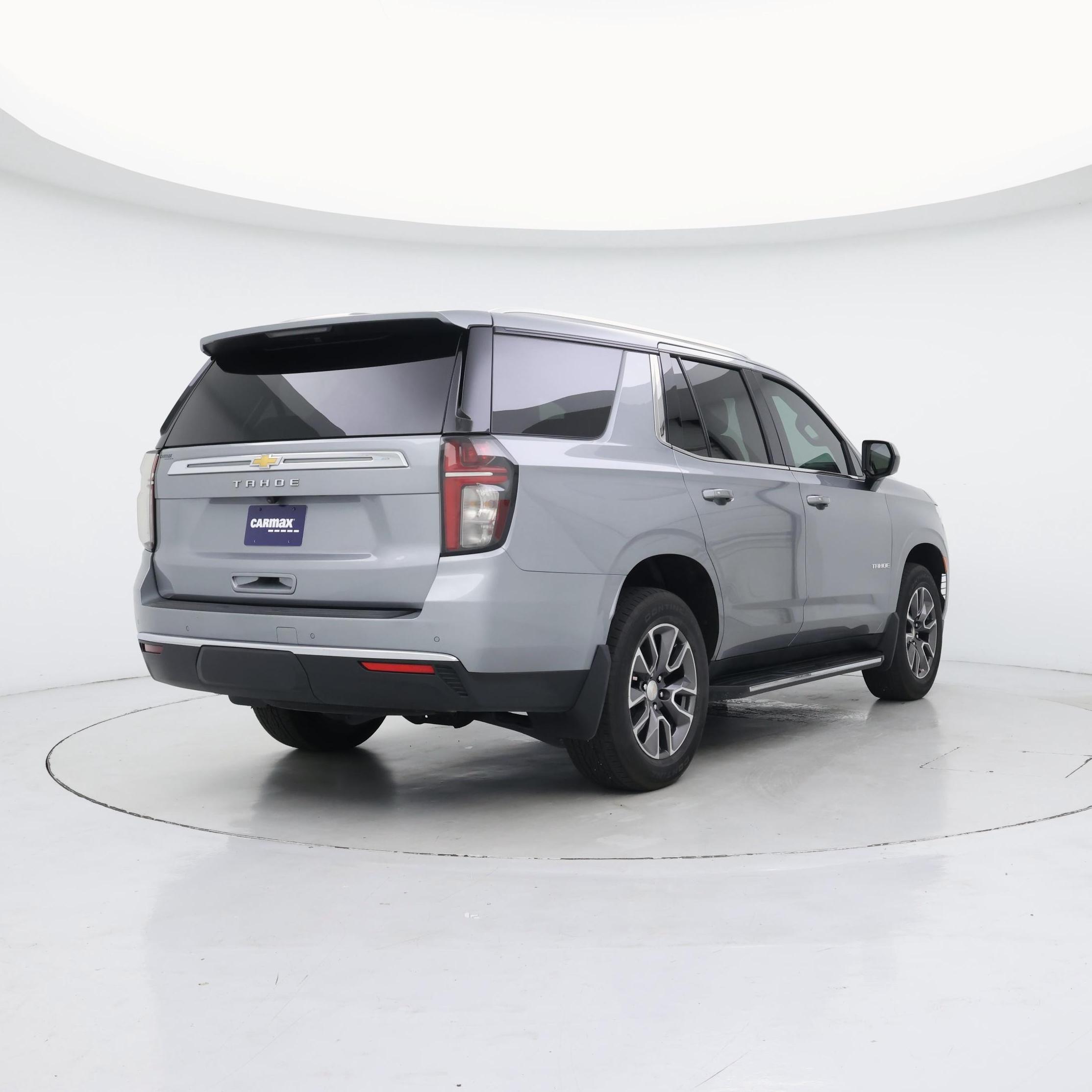Thumbnail: 2024 Chevrolet Tahoe - 8