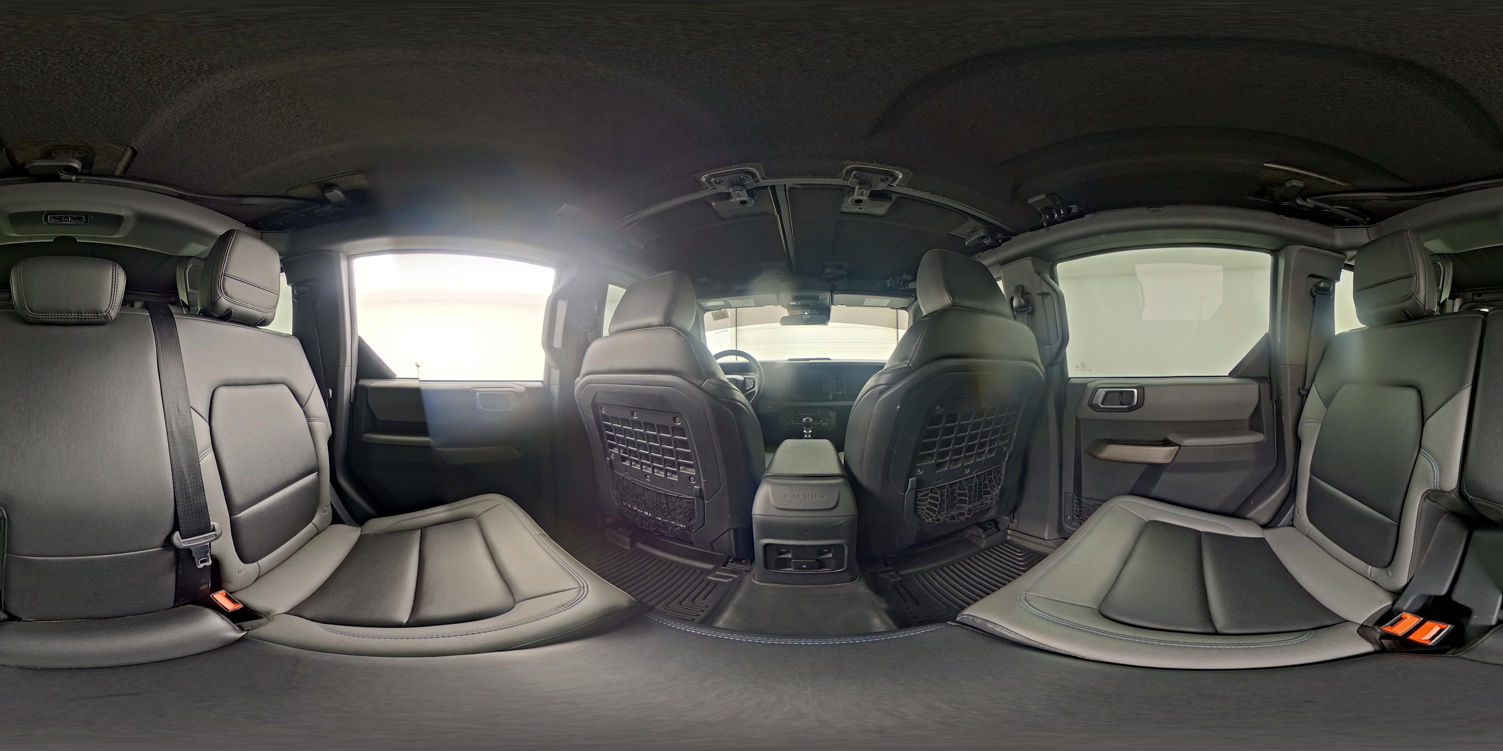 2021 Ford Bronco 4-Door Black Diamond - Photo 26