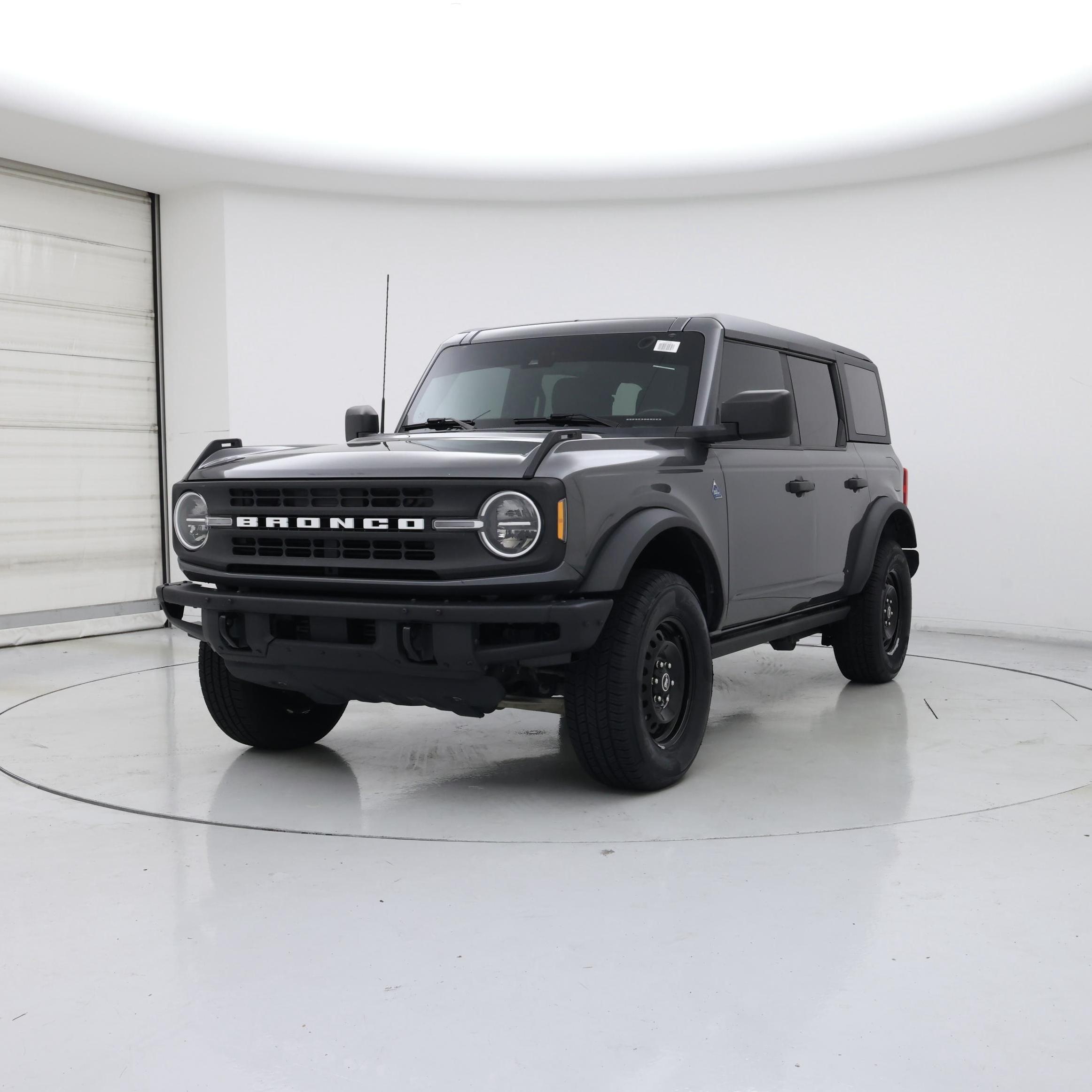 Thumbnail: 2021 Ford Bronco - 4
