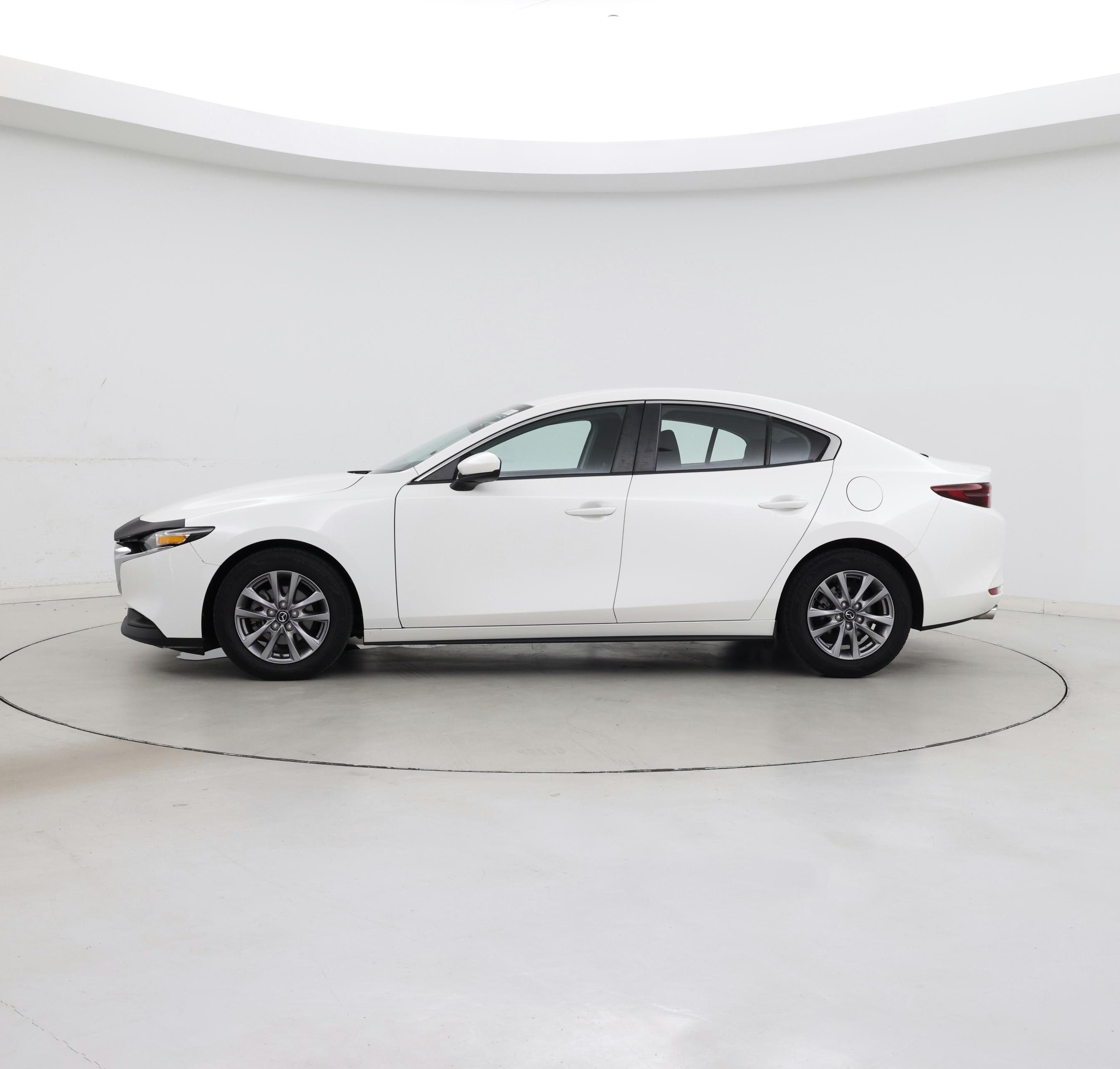 Thumbnail: 2021 Mazda Mazda3 - 3