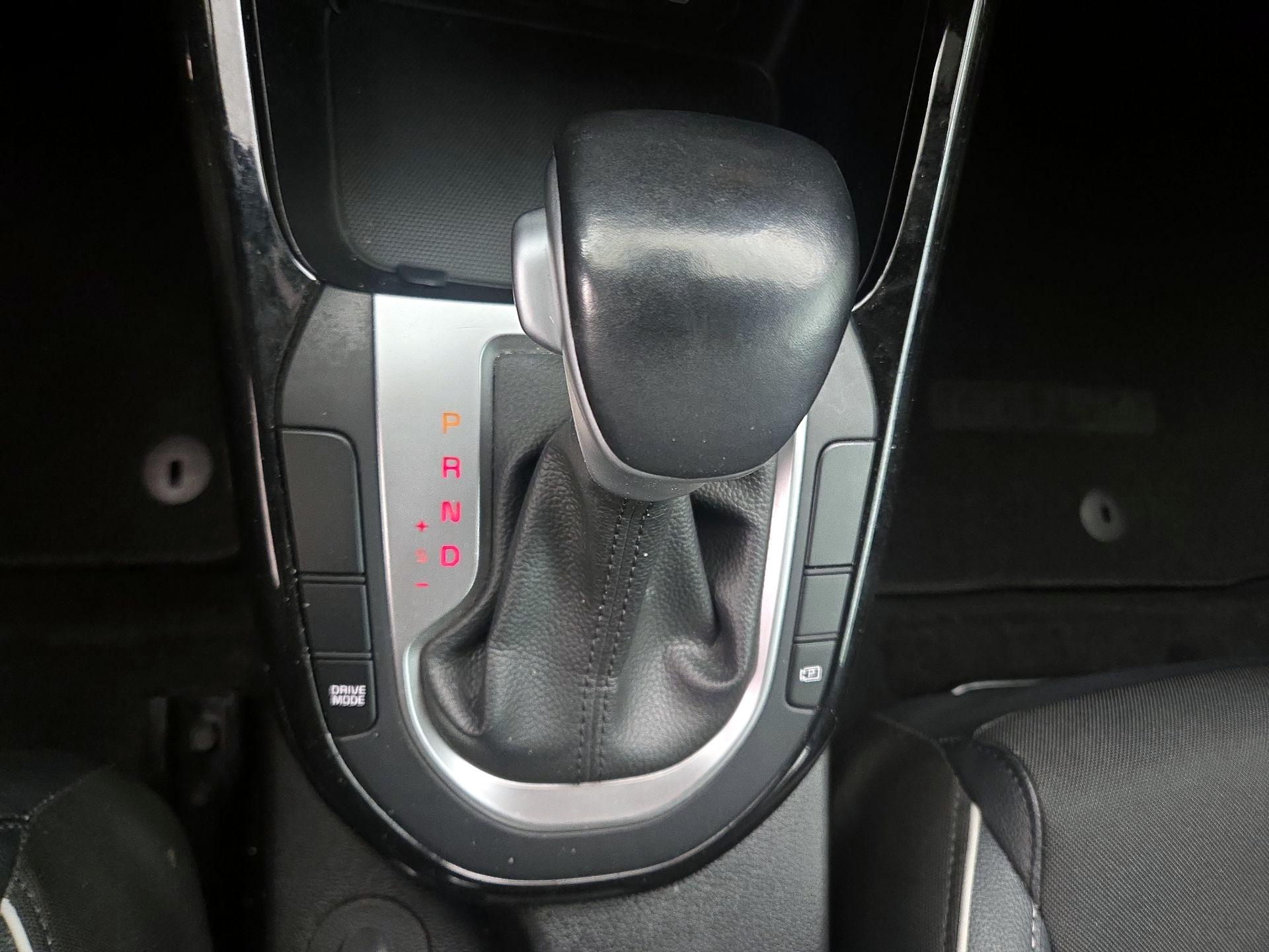 Thumbnail: 2023 Kia Forte - 18