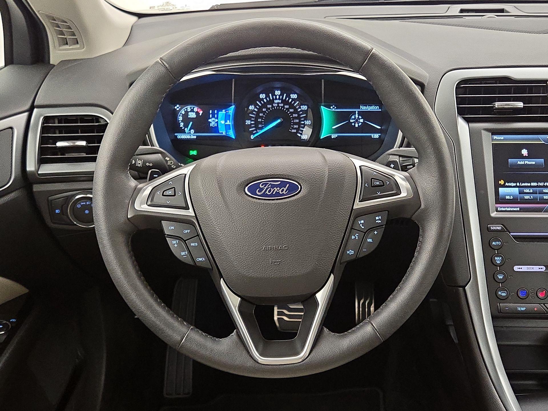 Thumbnail: 2016 Ford Fusion - 10