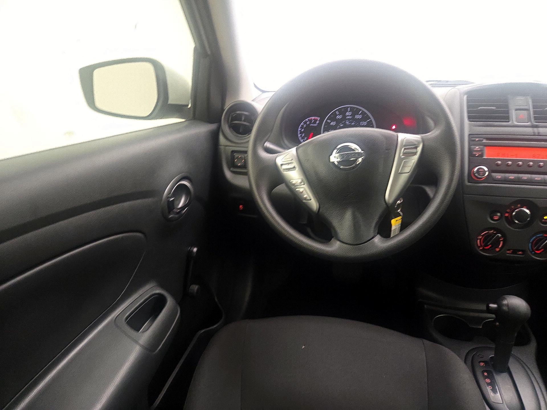 Thumbnail: 2016 Nissan Versa - 10