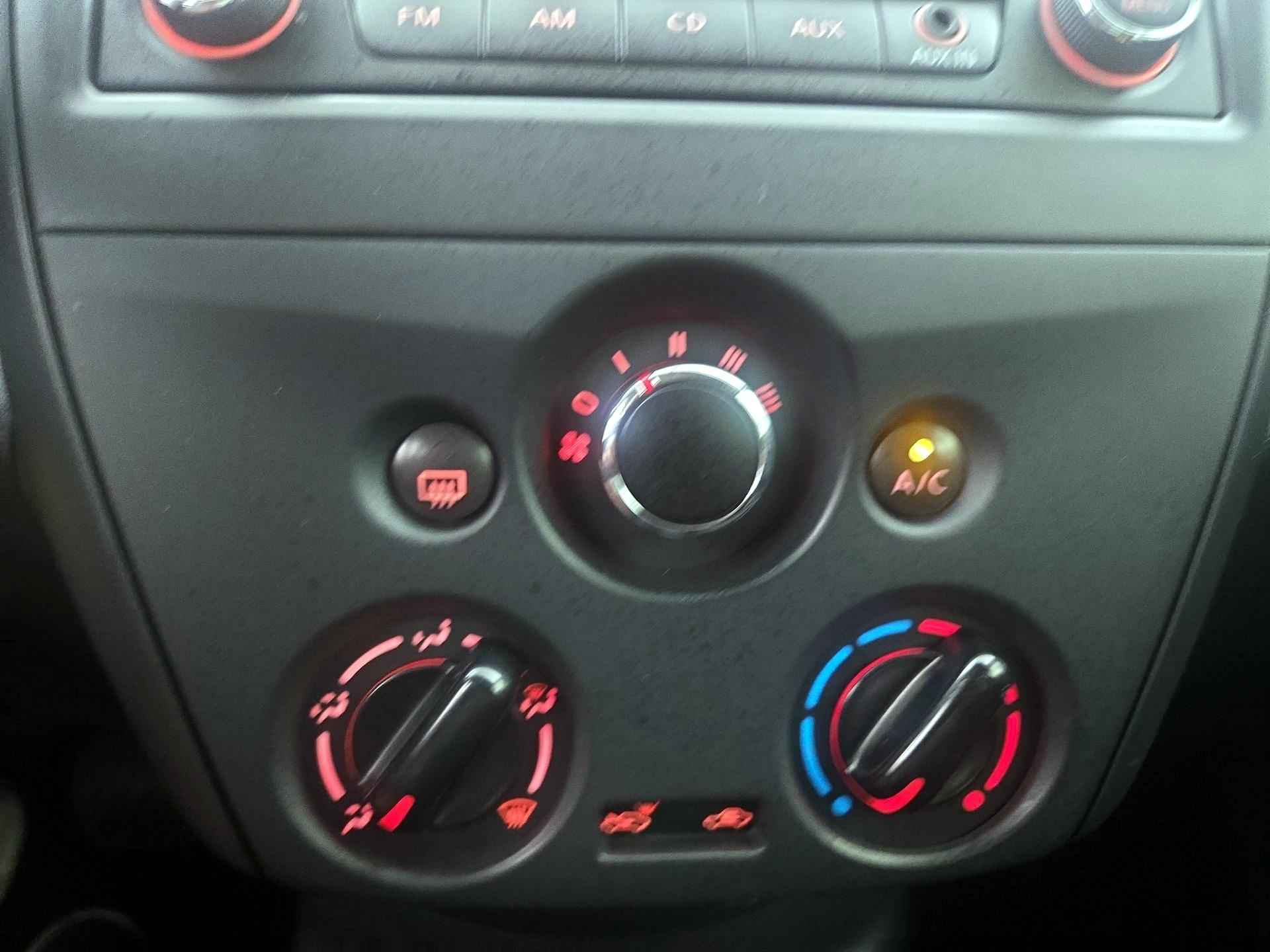 Thumbnail: 2016 Nissan Versa - 15