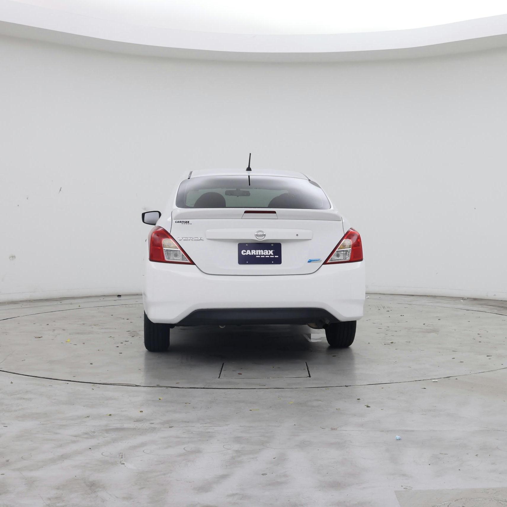 Thumbnail: 2016 Nissan Versa - 6