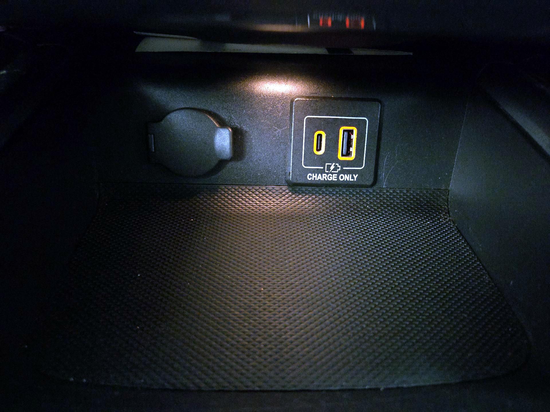Thumbnail: 2019 Nissan Pathfinder - 19