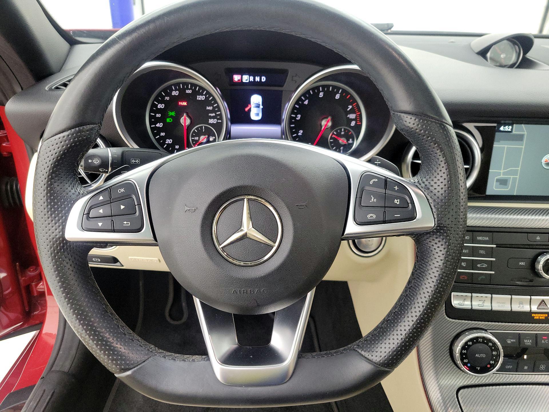 Thumbnail: 2020 Mercedes-Benz SLC - 10