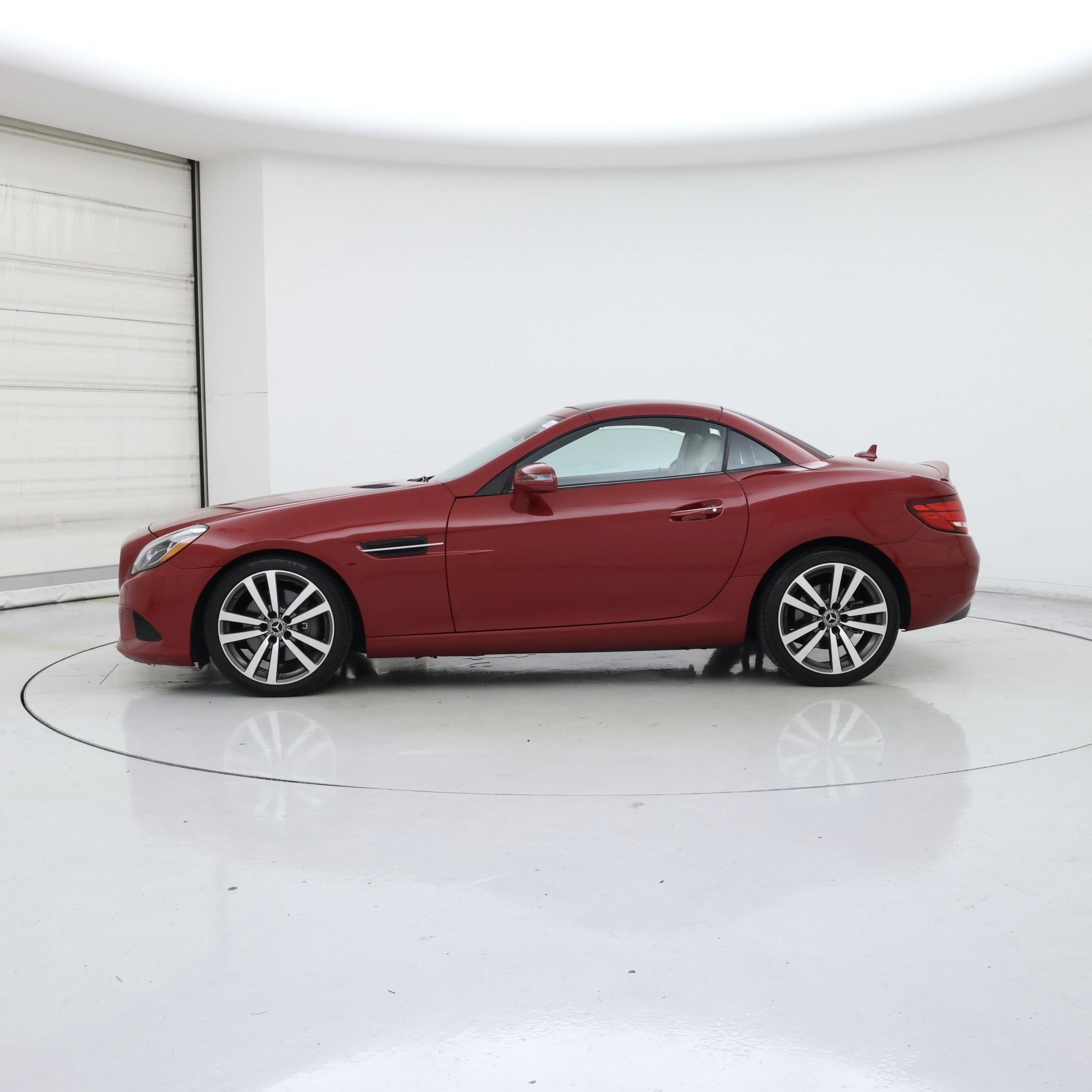 Thumbnail: 2020 Mercedes-Benz SLC - 3