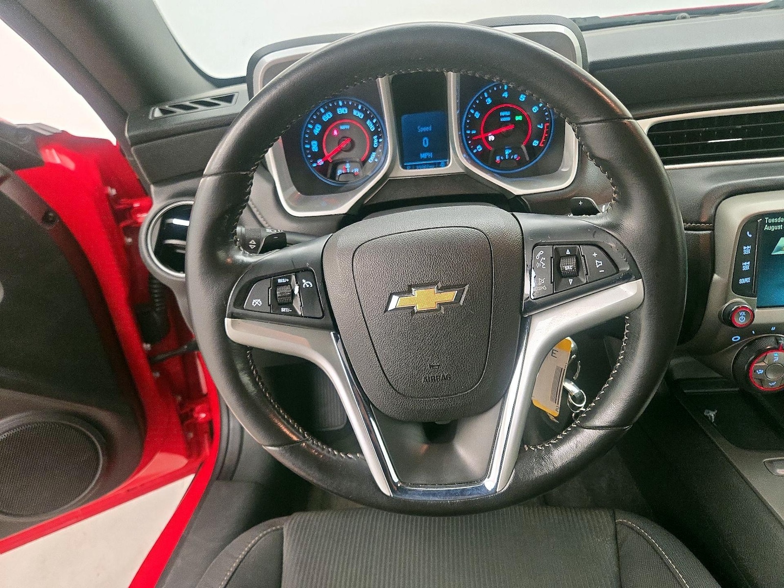 2015 Chevrolet Camaro 1LT - Photo 11