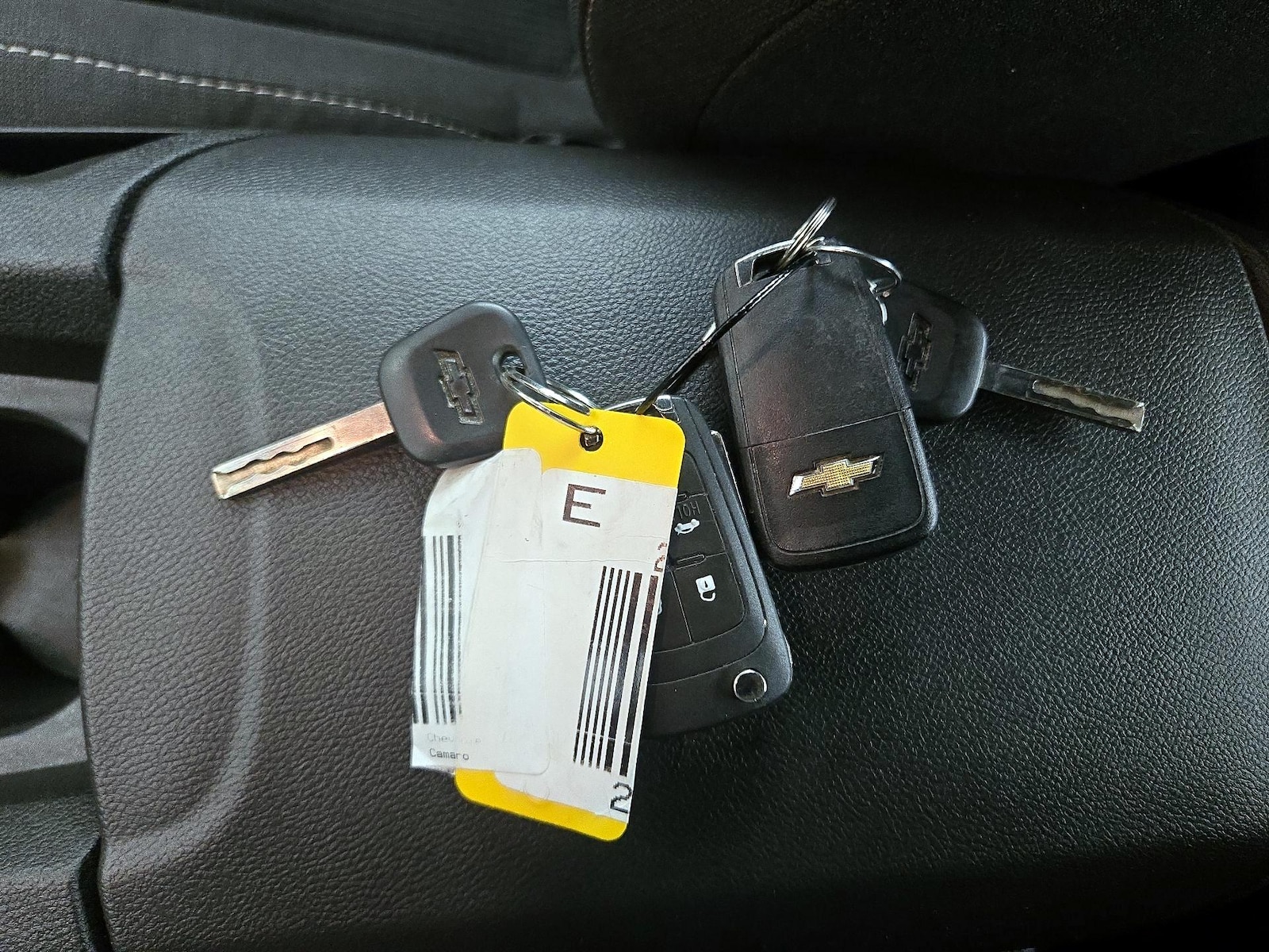 2015 Chevrolet Camaro 1LT - Photo 21