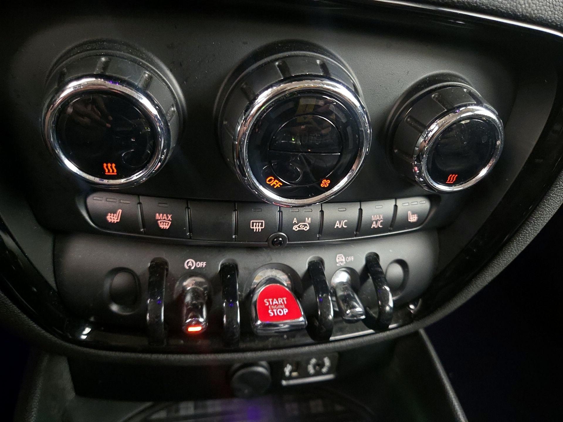 Thumbnail: 2017 MINI Cooper Clubman - 15
