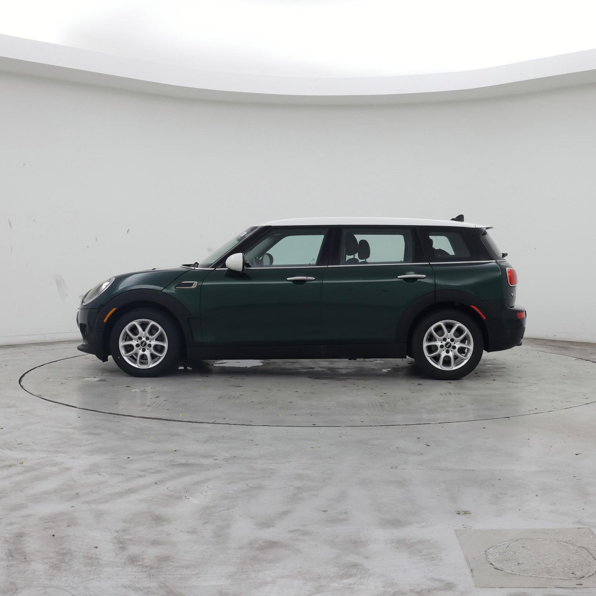 Thumbnail: 2017 MINI Cooper Clubman - 3