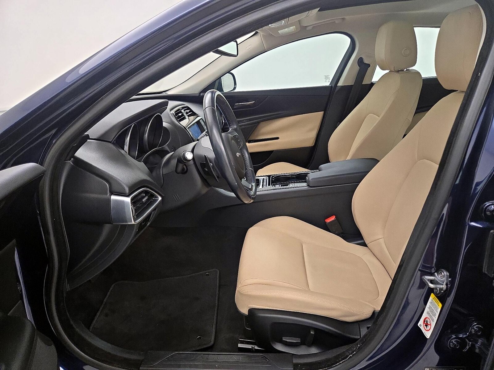 Power Seat(s) & Side Airbags