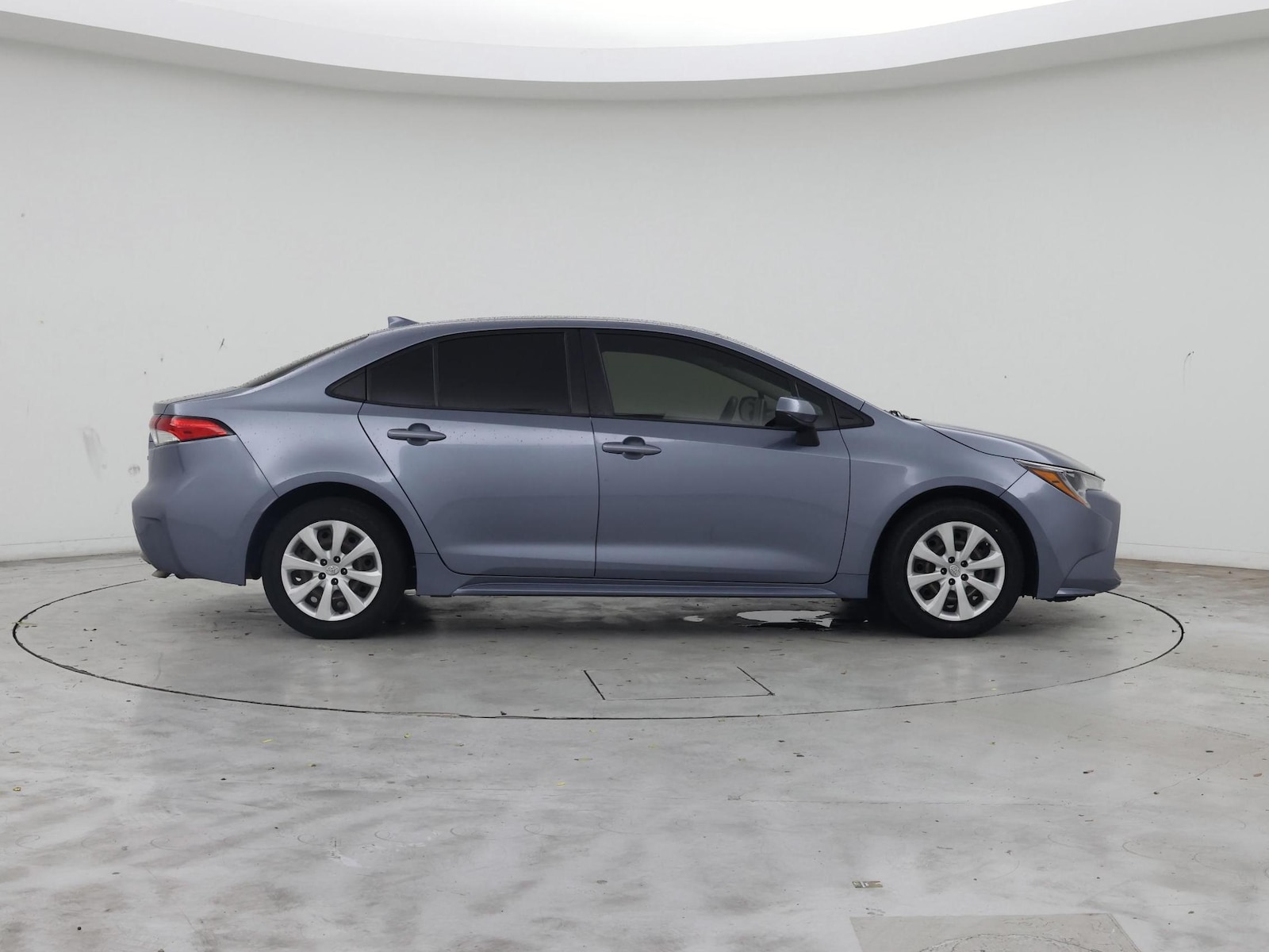 2020 Toyota Corolla LE - Photo 8