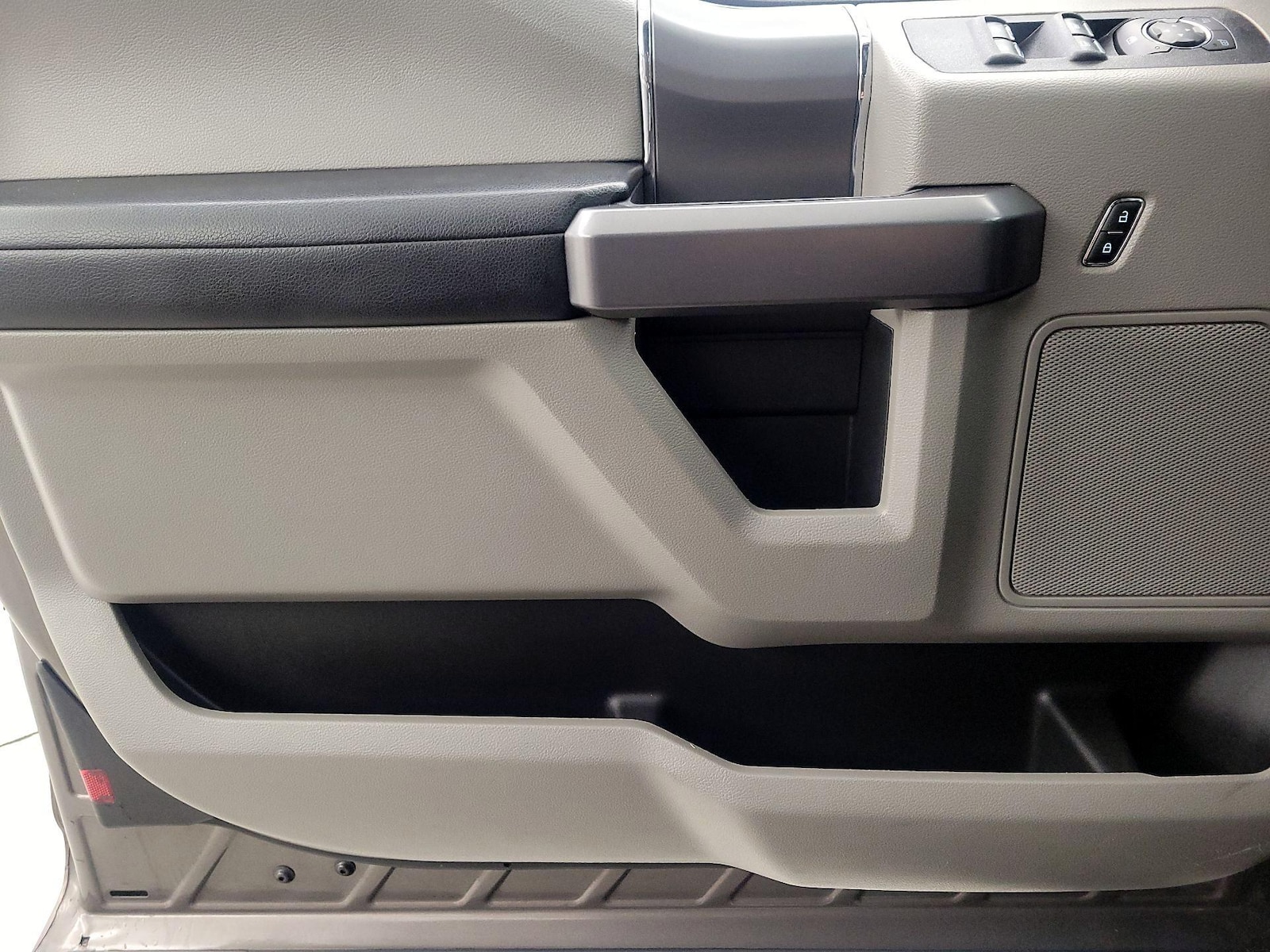 2020 Ford F-150 XLT - Photo 13