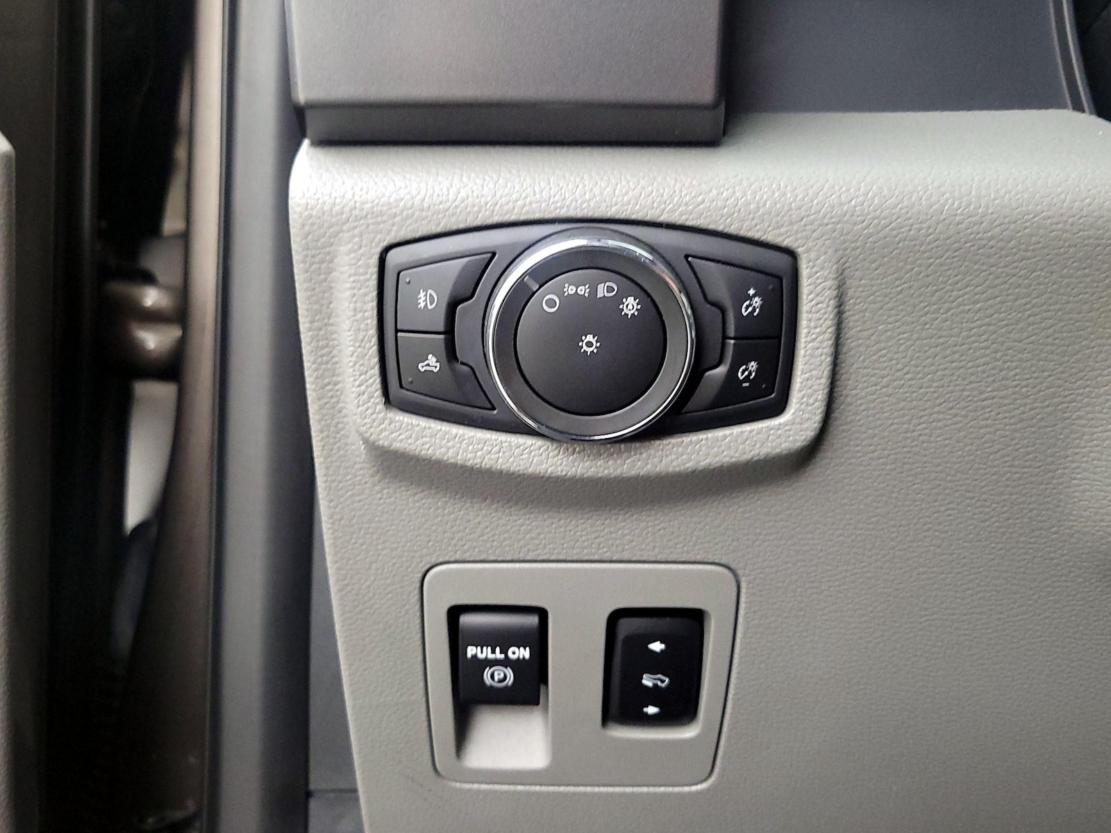 2020 Ford F-150 XLT - Photo 14