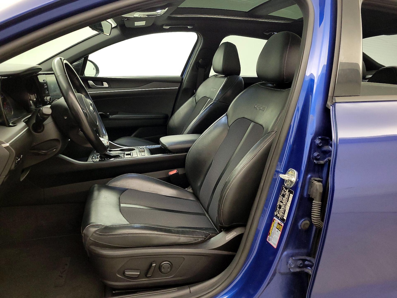 Power Seat(s) & Side Airbags