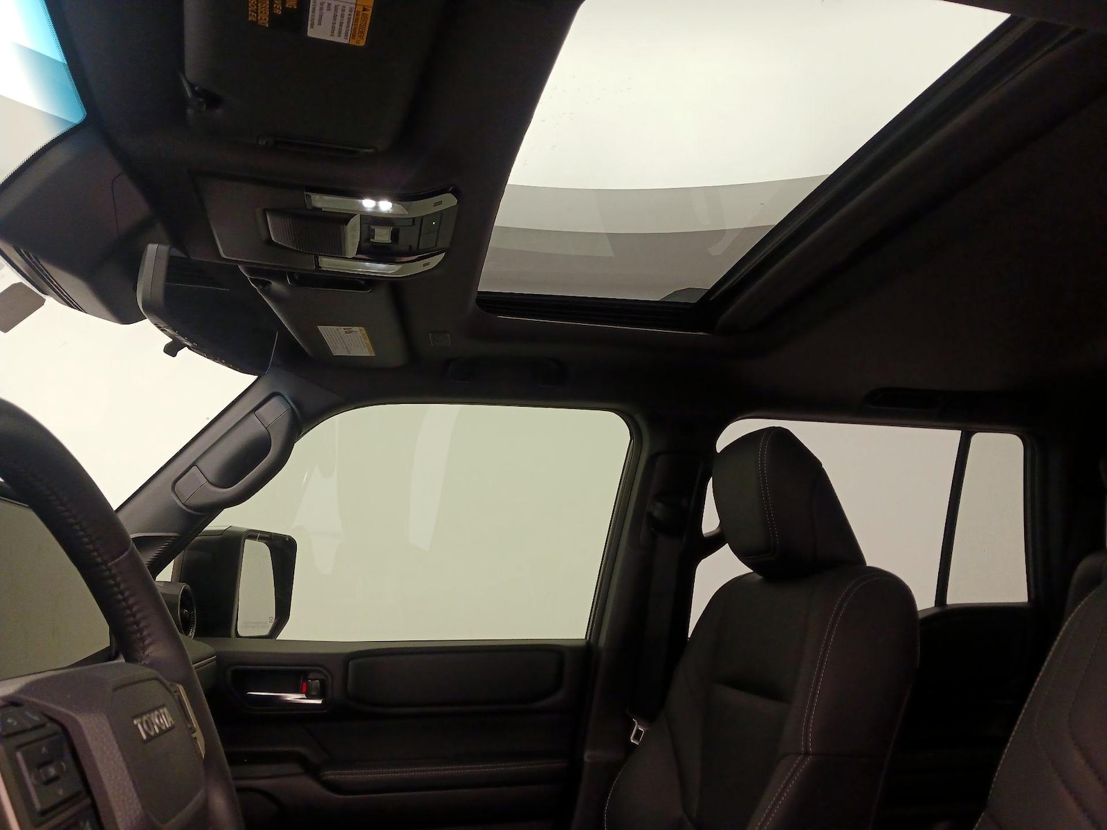 Sunroof(s) & Overhead Airbags
