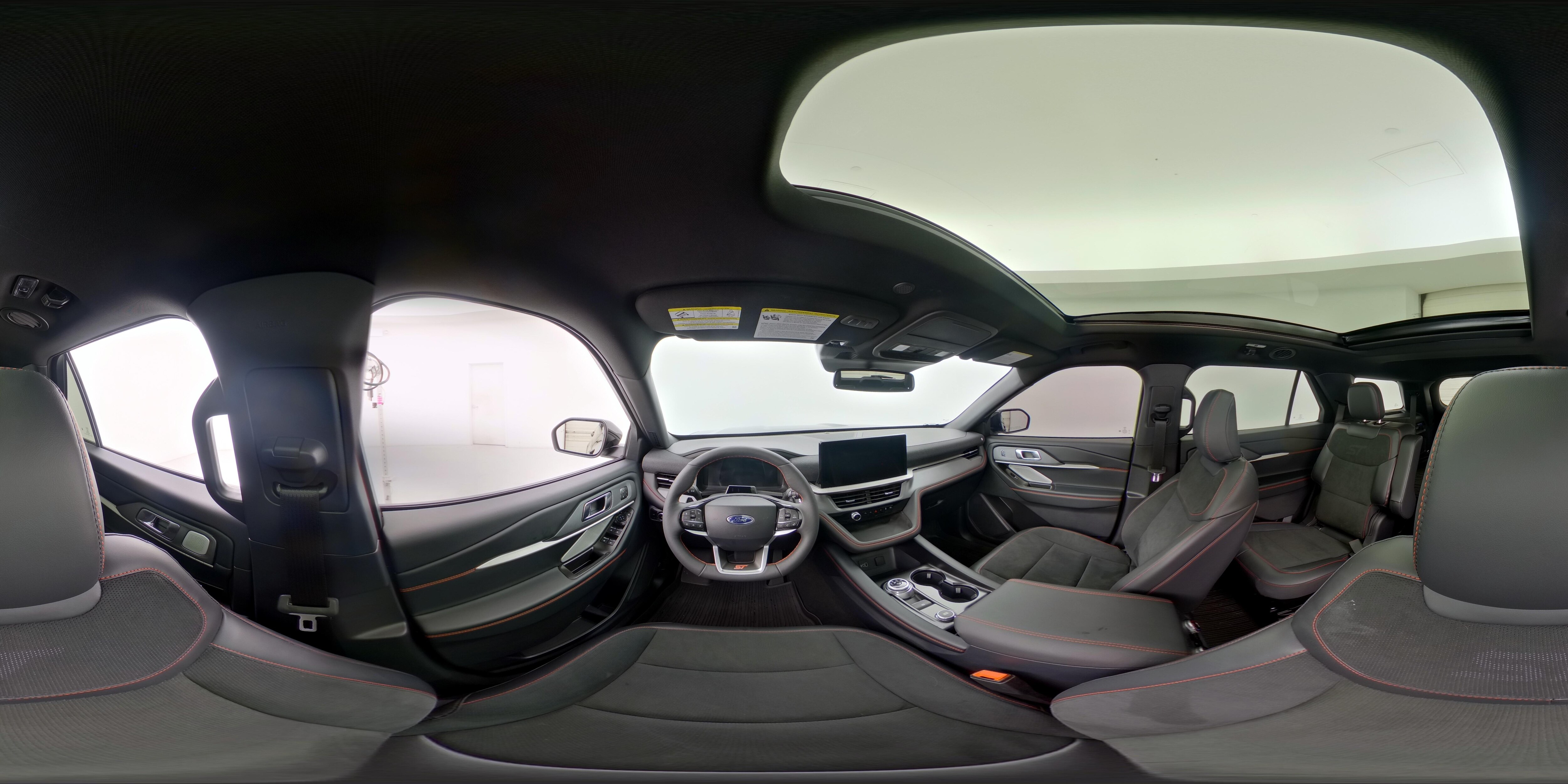 2026 Ford Explorer ST - Photo 31
