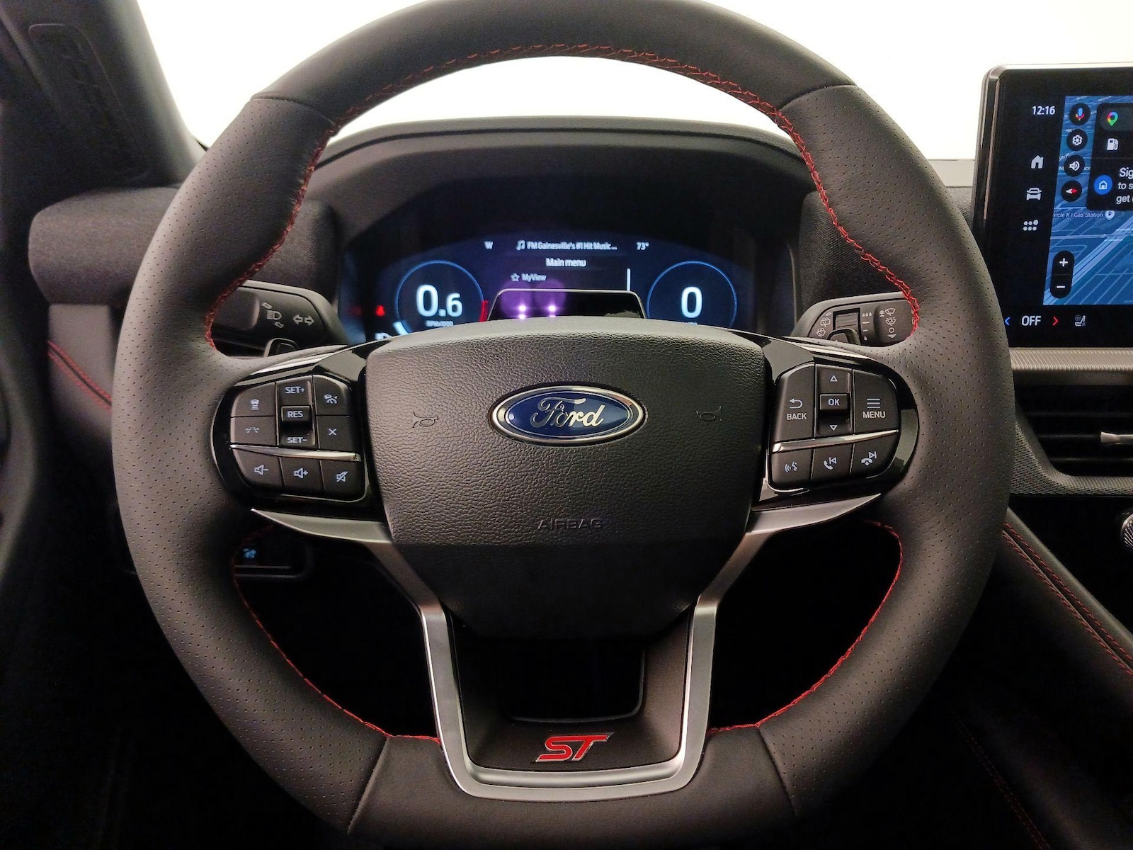 2026 Ford Explorer ST - Photo 11