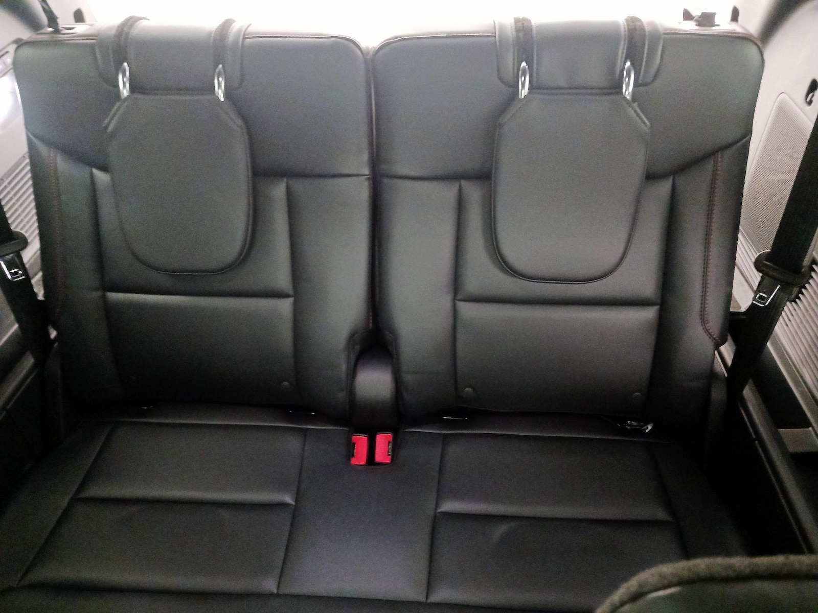 2026 Ford Explorer ST - Photo 23
