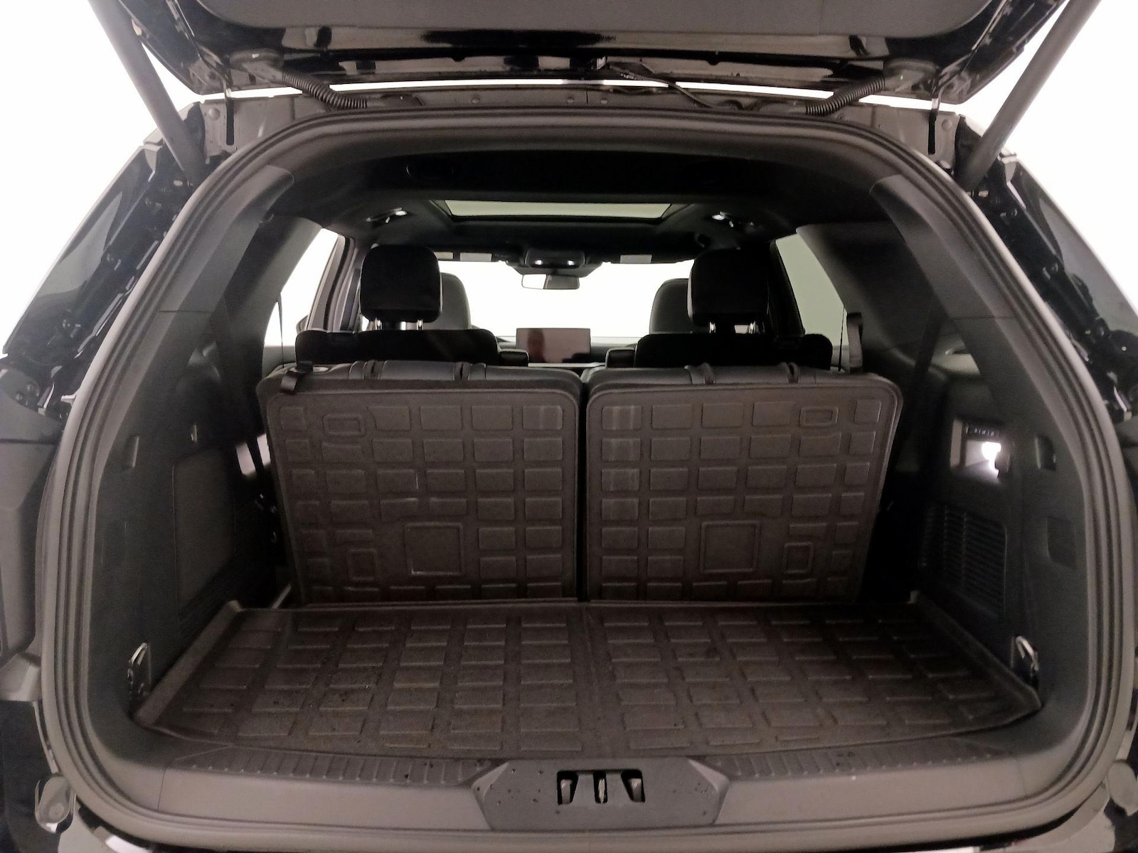 2026 Ford Explorer ST - Photo 24