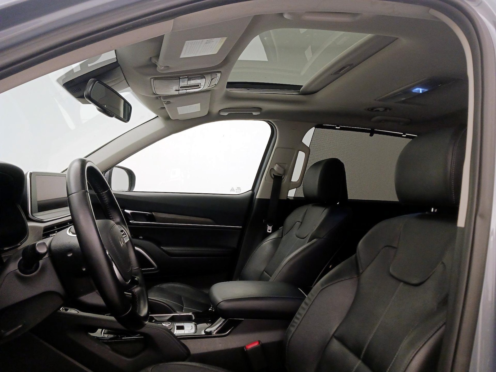 Sunroof(s) & Overhead Airbags