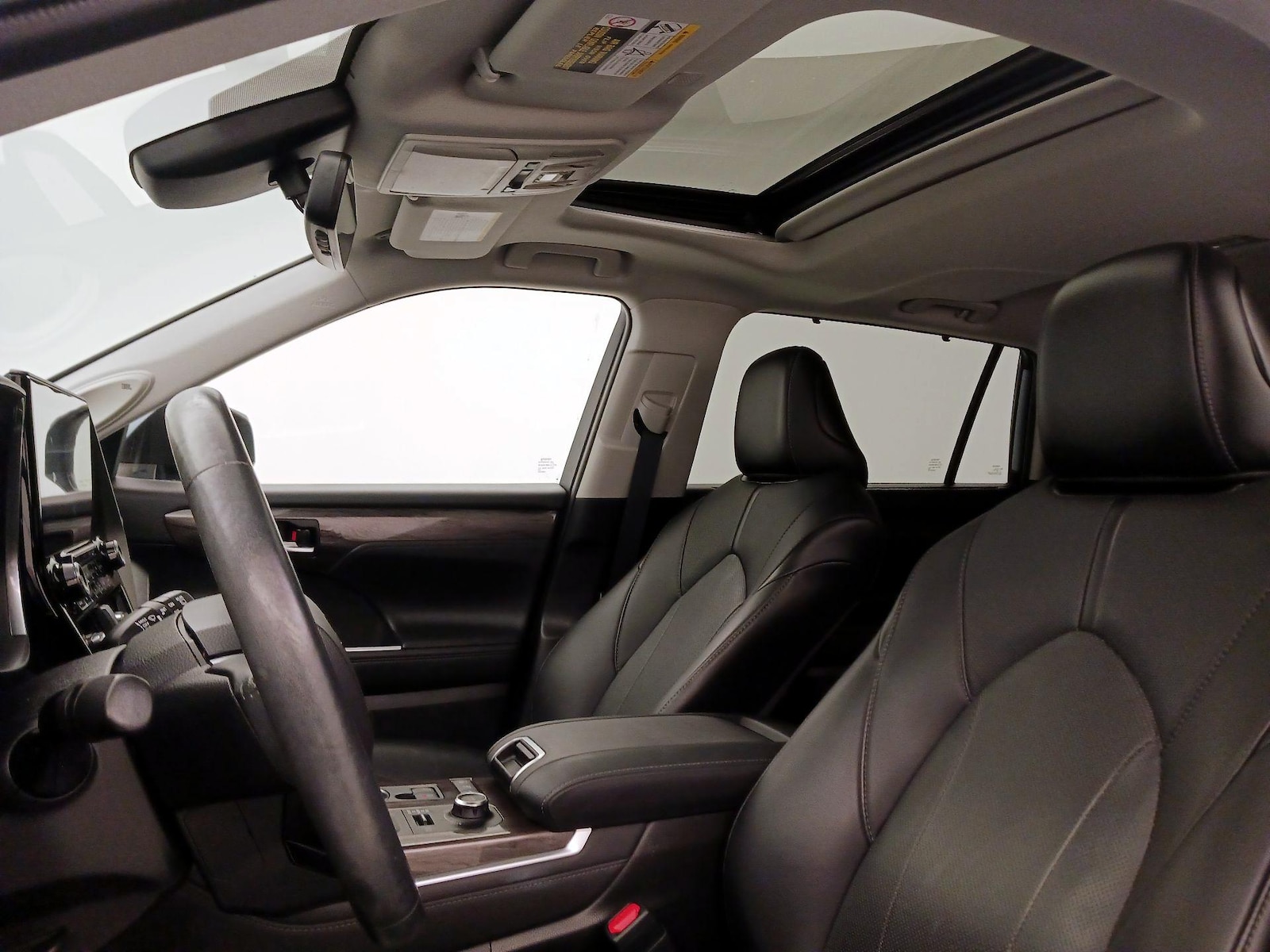 Sunroof(s) & Overhead Airbags