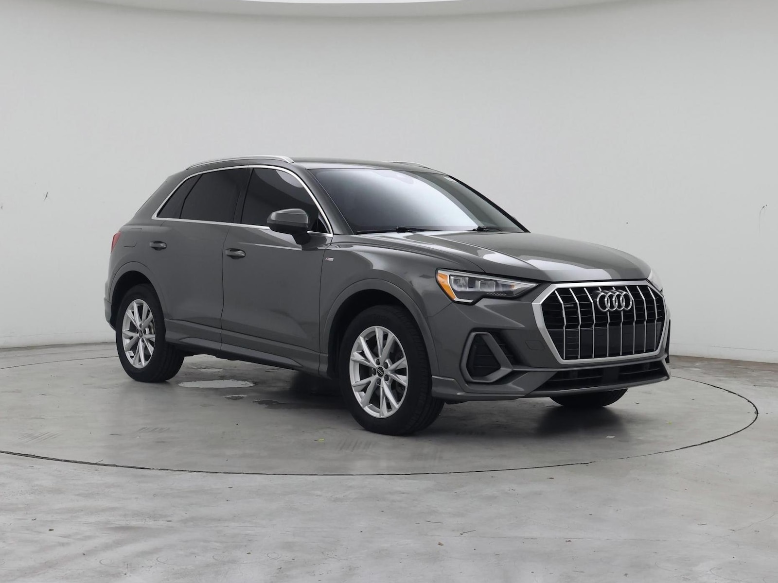 2021 Audi Q3 S Line Premium - Photo 2