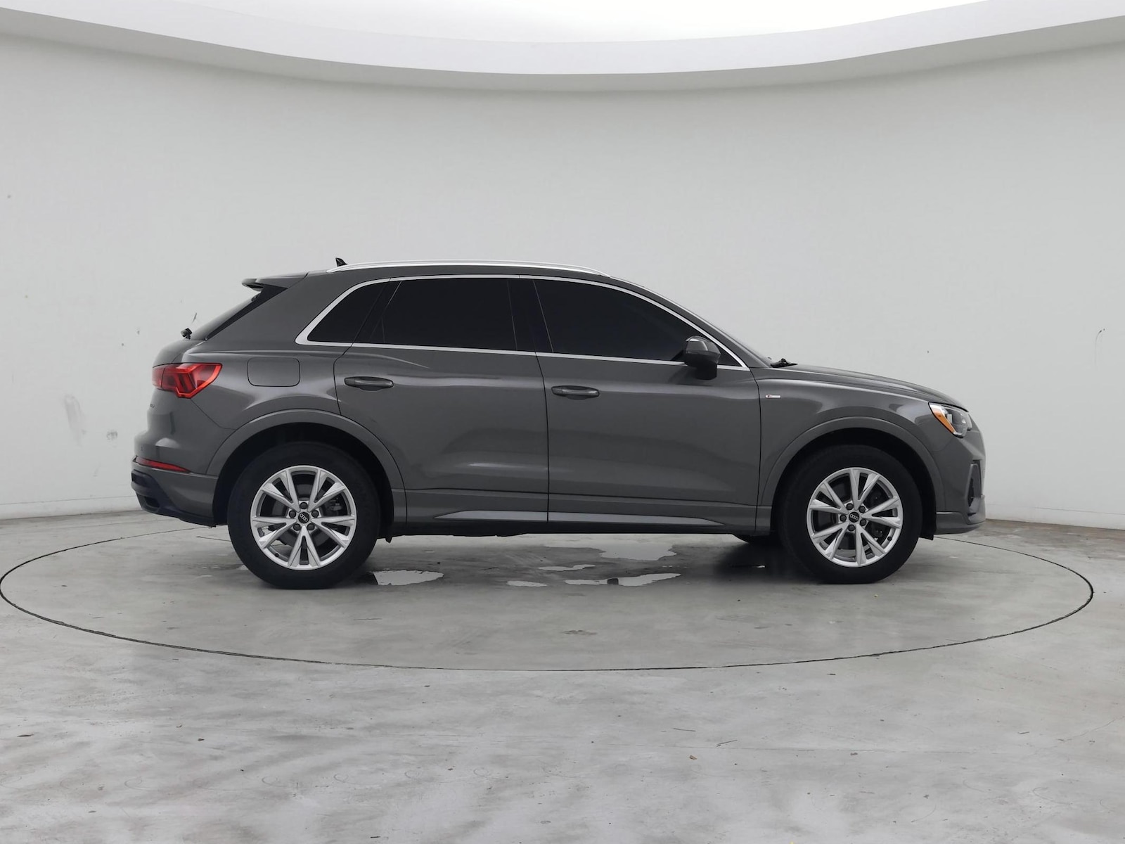 2021 Audi Q3 S Line Premium - Photo 8