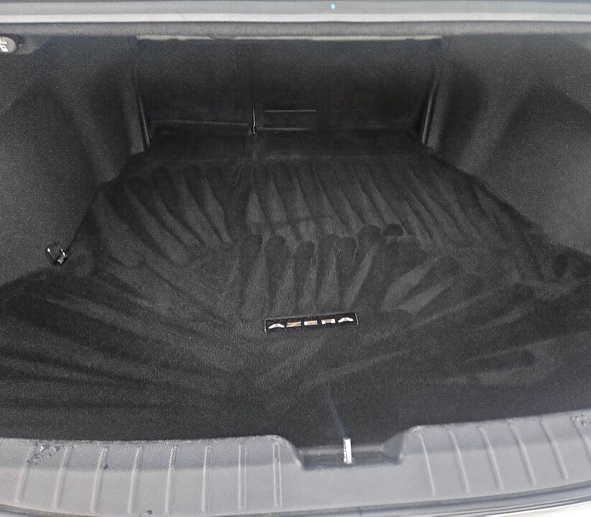 Trunk/Cargo (Seats Up)