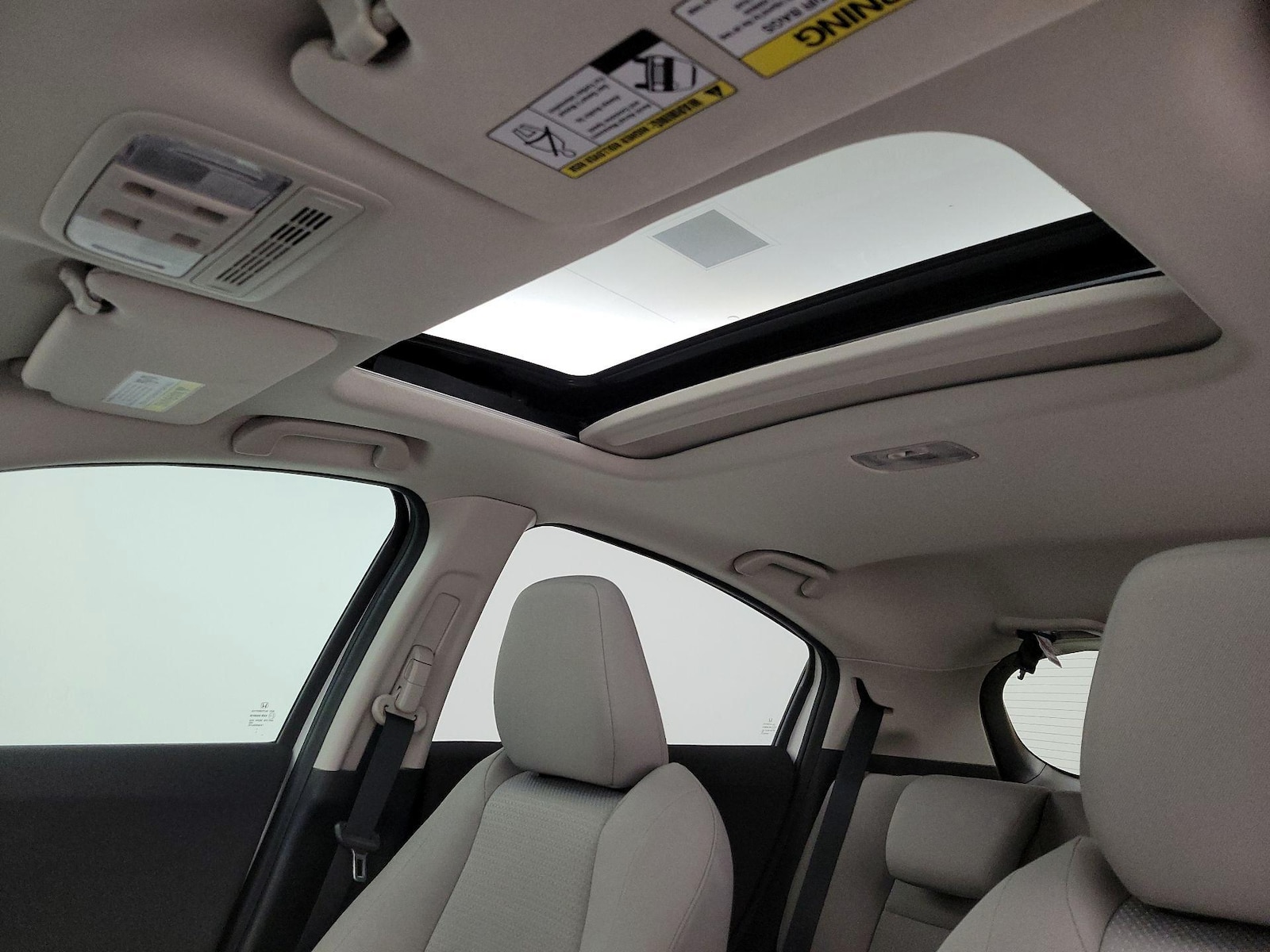 Sunroof(s) & Overhead Airbags