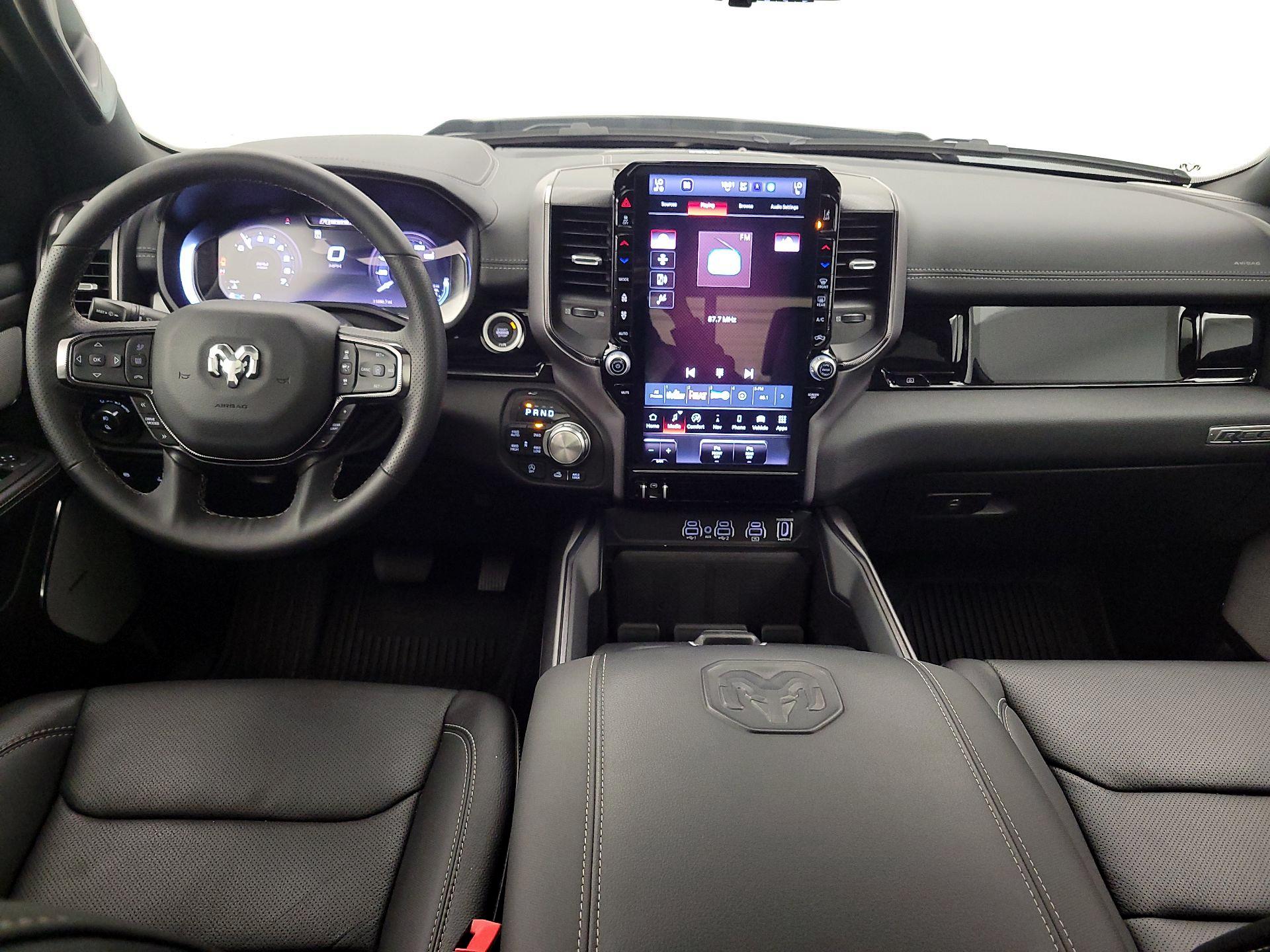 Thumbnail: 2025 RAM 1500 - 9