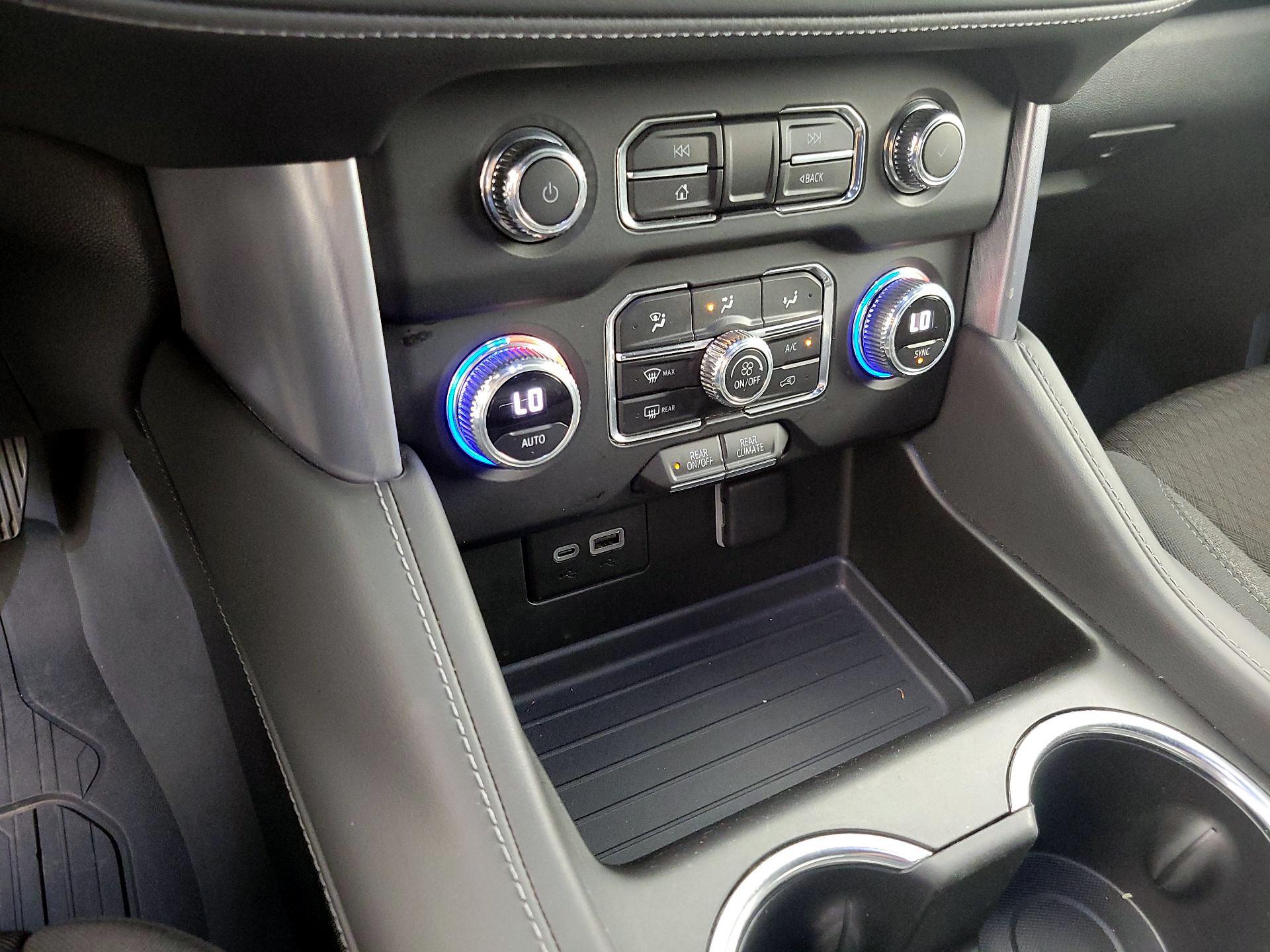 Thumbnail: 2024 GMC Yukon - 16