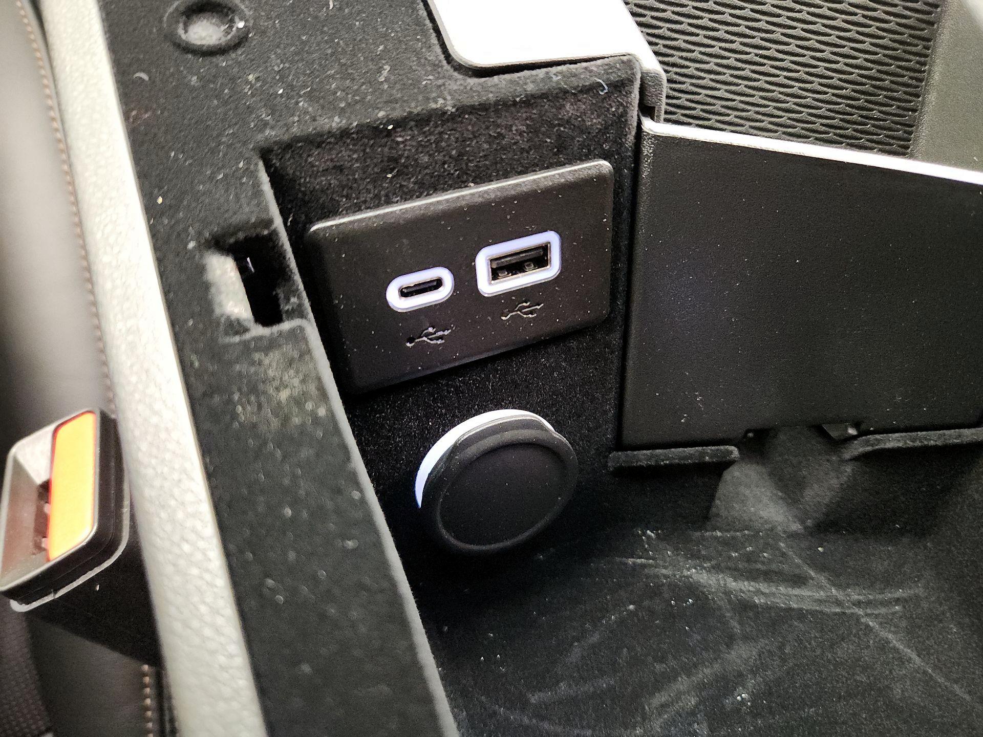 Thumbnail: 2026 Cadillac CT5 - 19