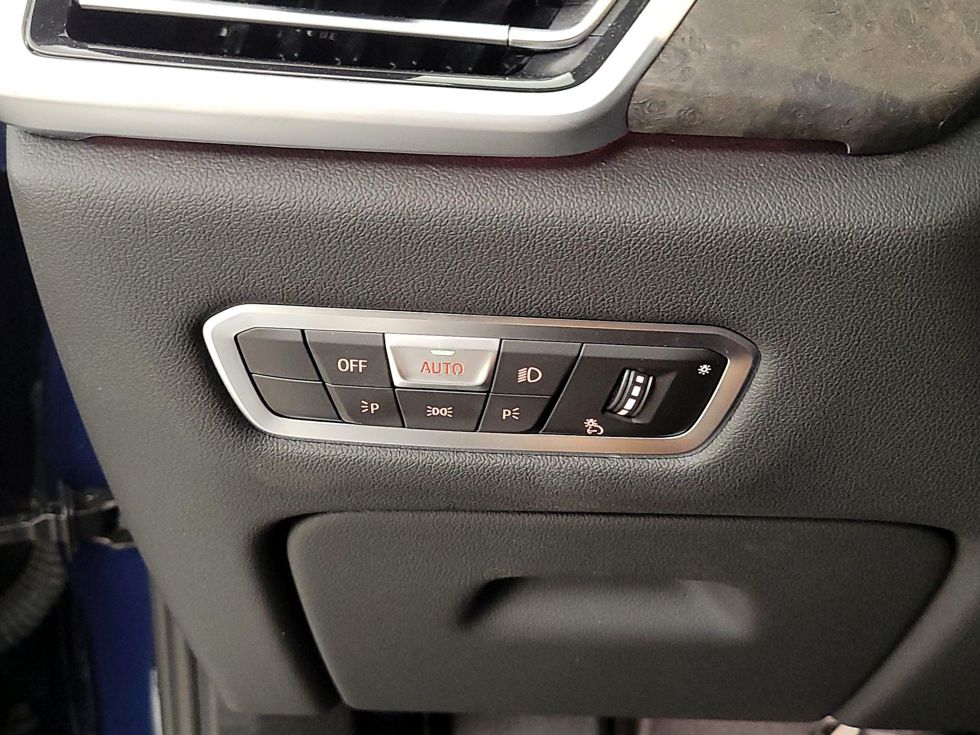 Thumbnail: 2022 BMW X5 - 13