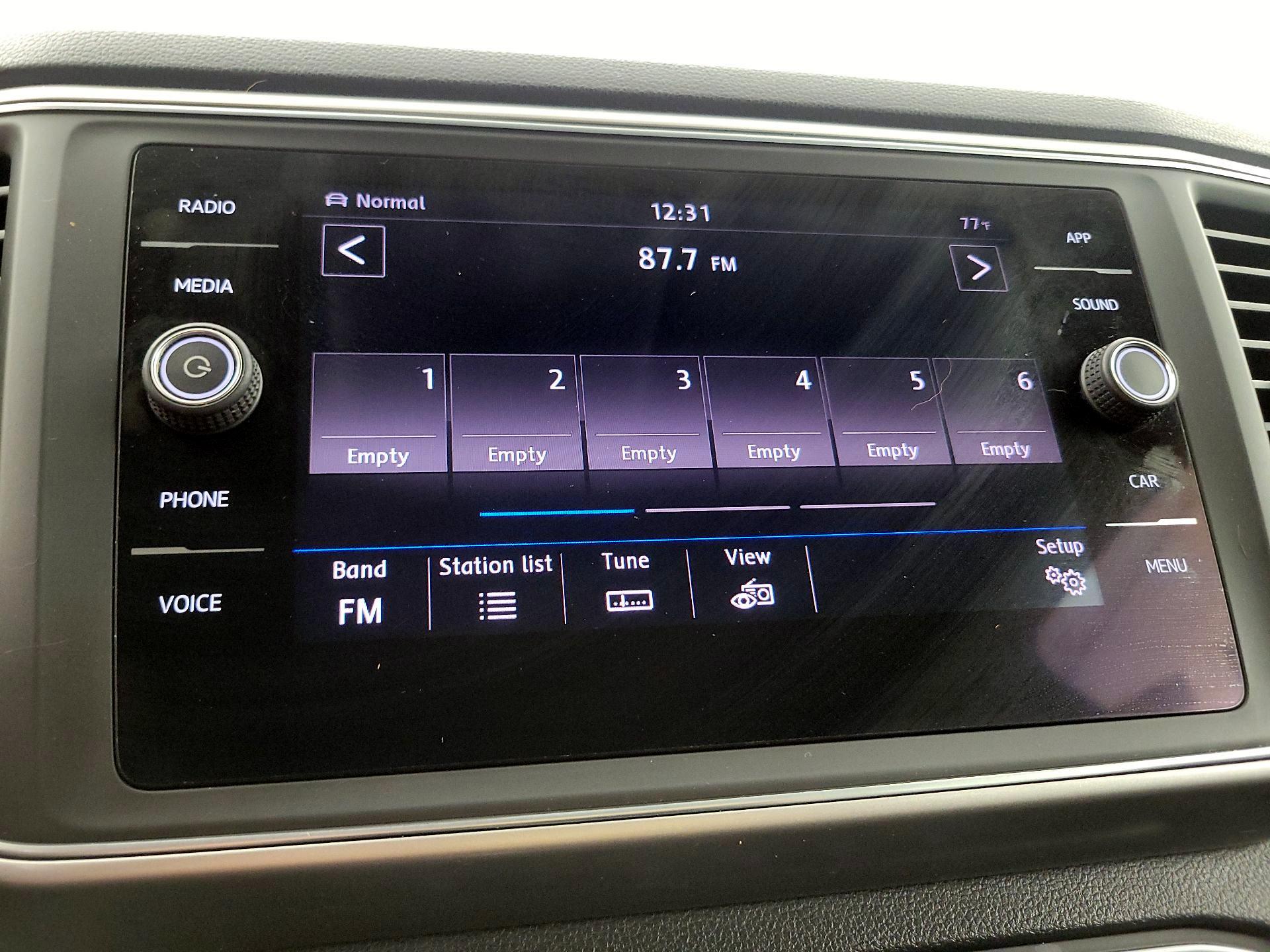 Thumbnail: 2018 Volkswagen Atlas - 15