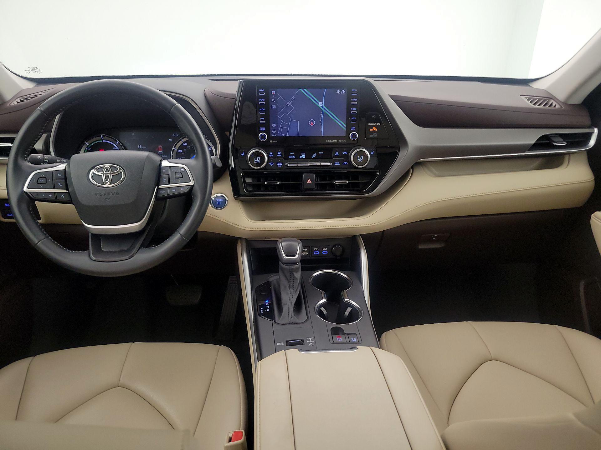 Thumbnail: 2022 Toyota Highlander - 9