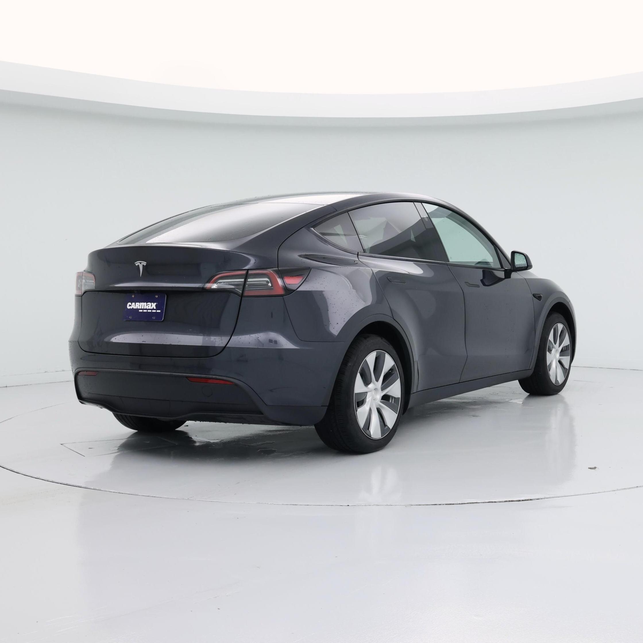 Thumbnail: 2024 Tesla Model Y - 8