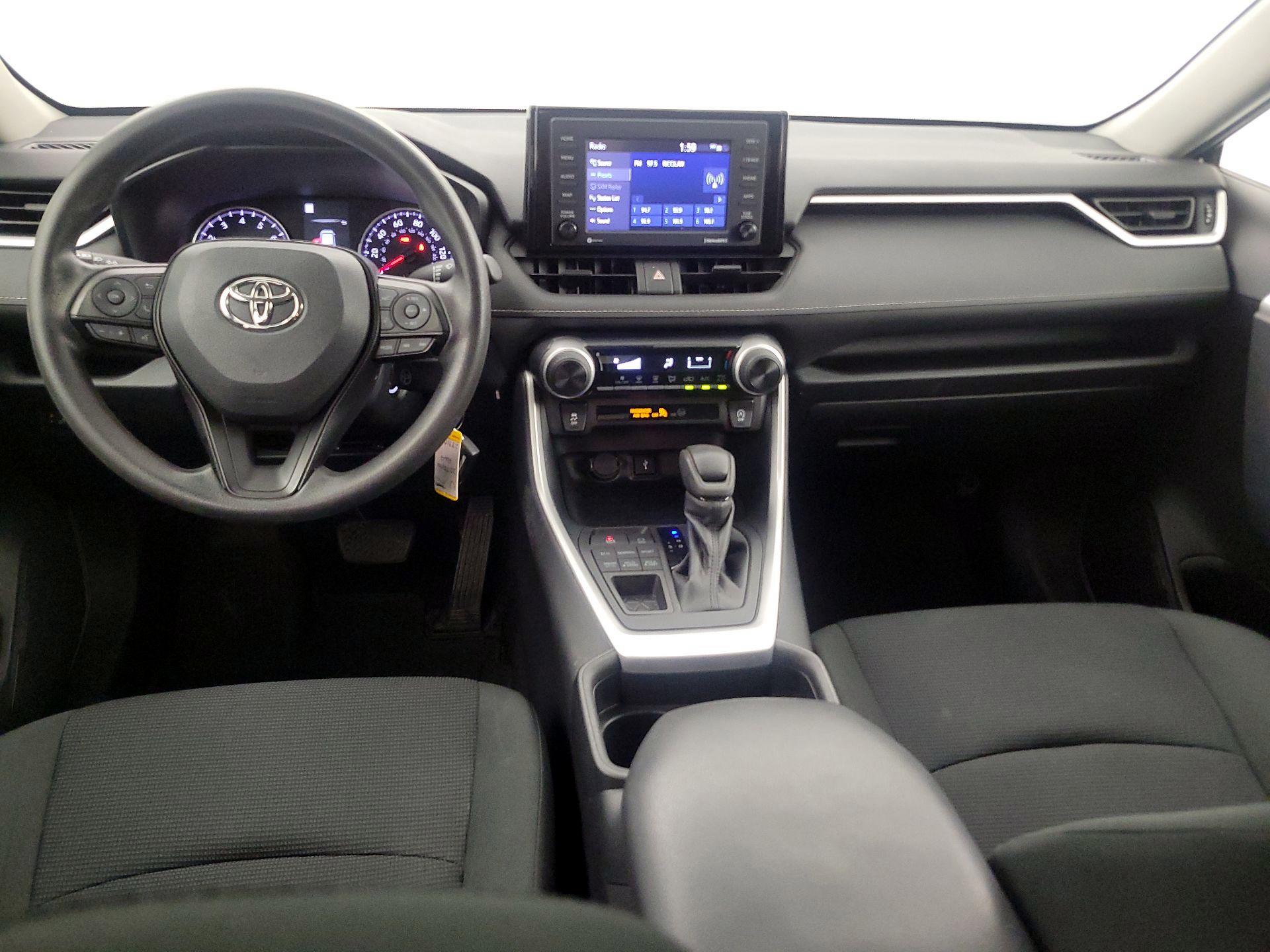 Thumbnail: 2020 Toyota RAV4 - 9