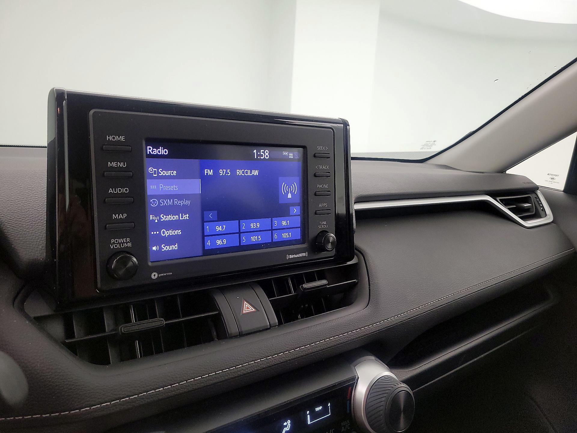 Thumbnail: 2020 Toyota RAV4 - 15