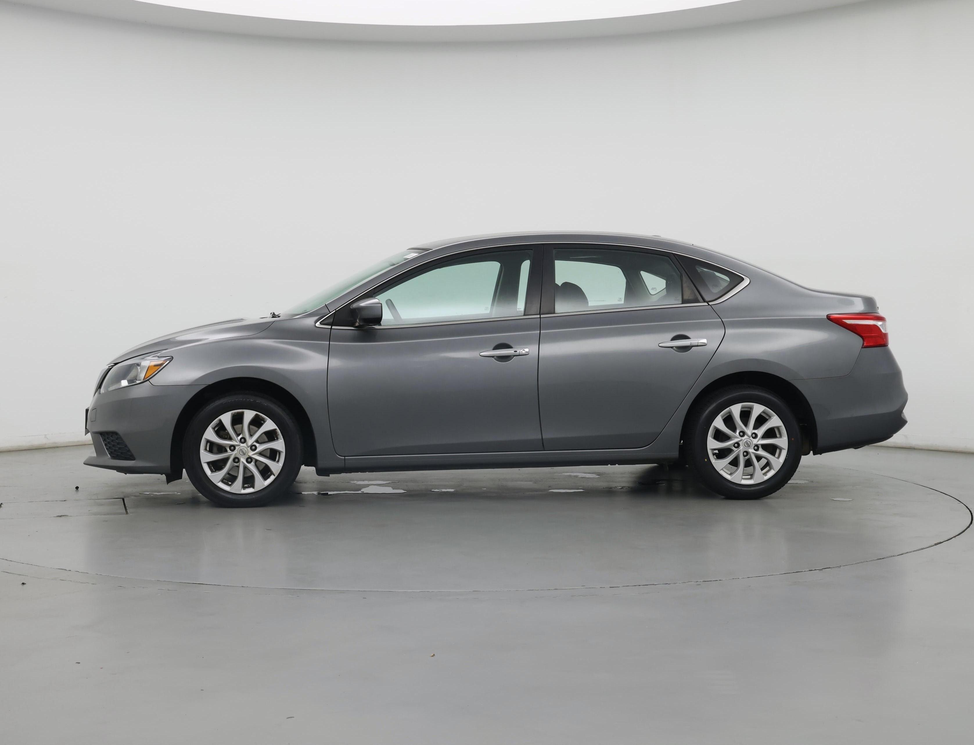 Thumbnail: 2019 Nissan Sentra - 3