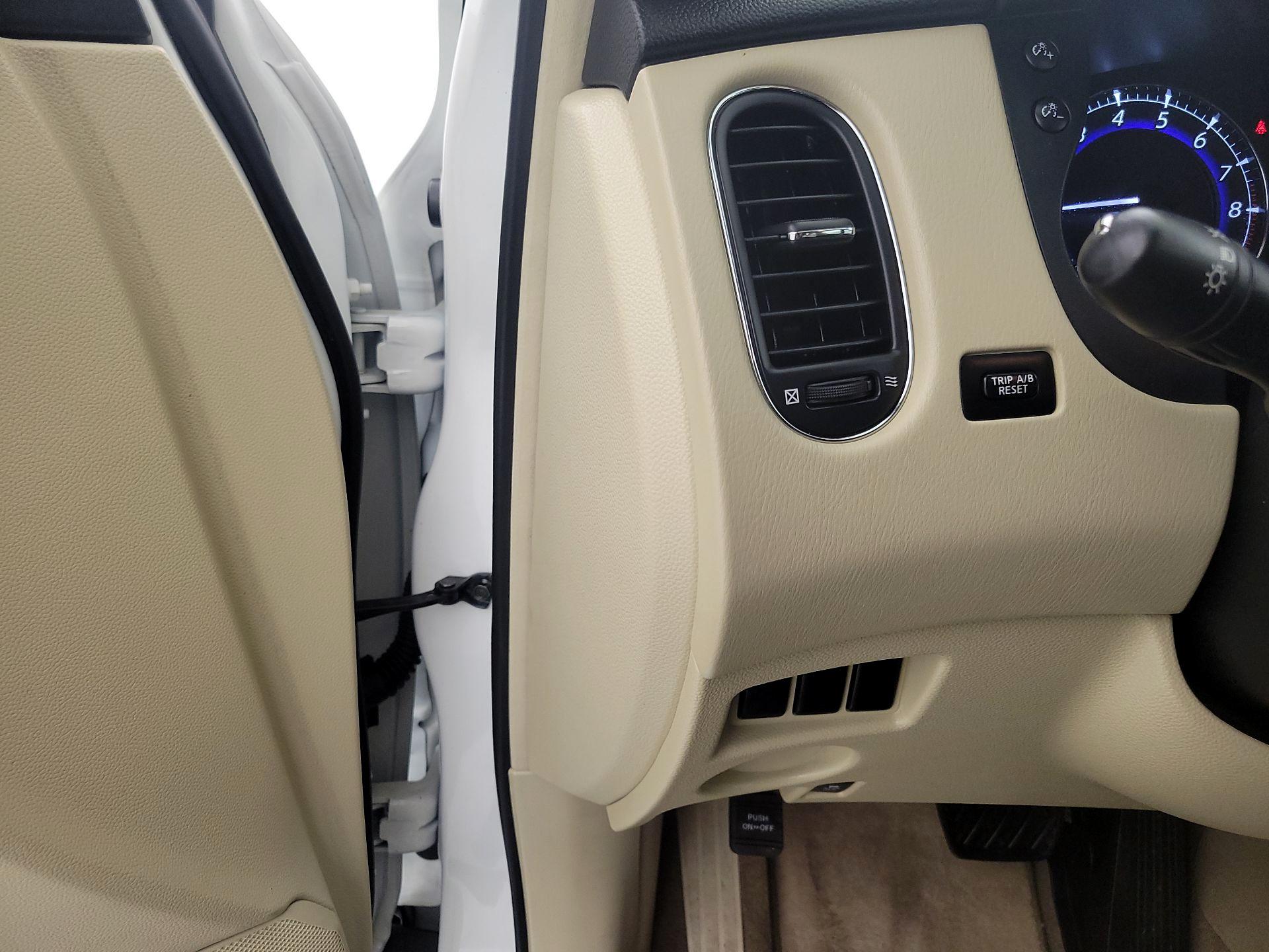 Thumbnail: 2017 INFINITI QX50 - 13