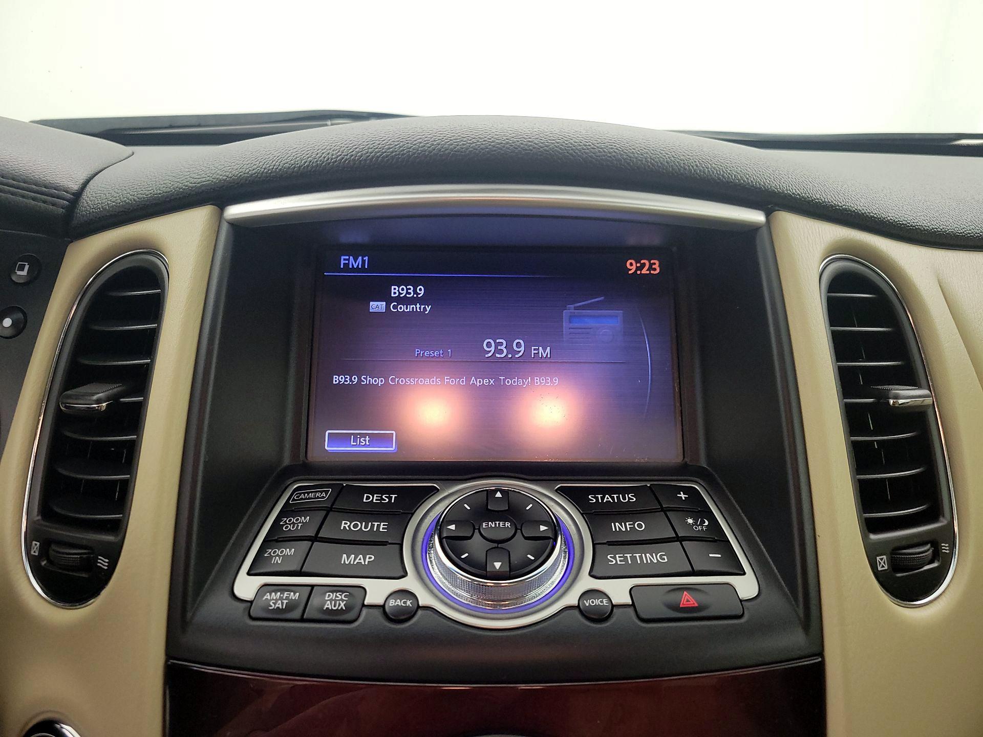 Thumbnail: 2017 INFINITI QX50 - 16