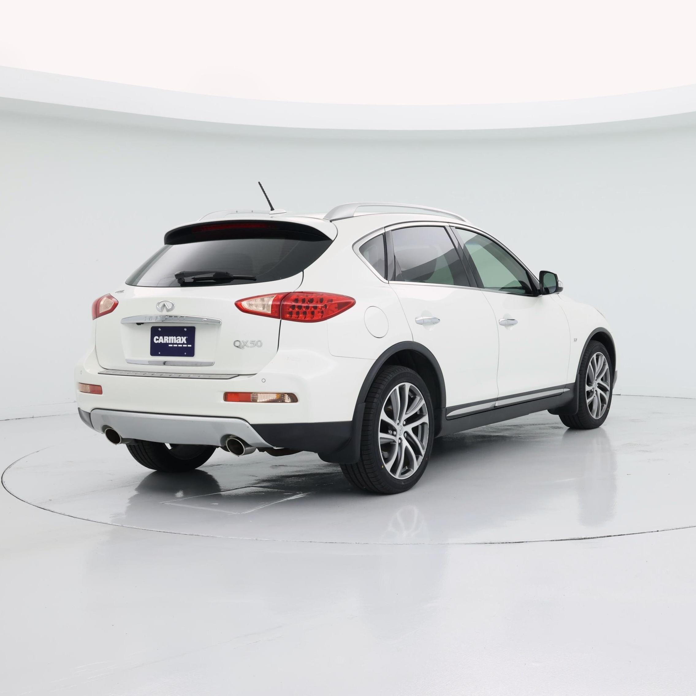 Thumbnail: 2017 INFINITI QX50 - 8