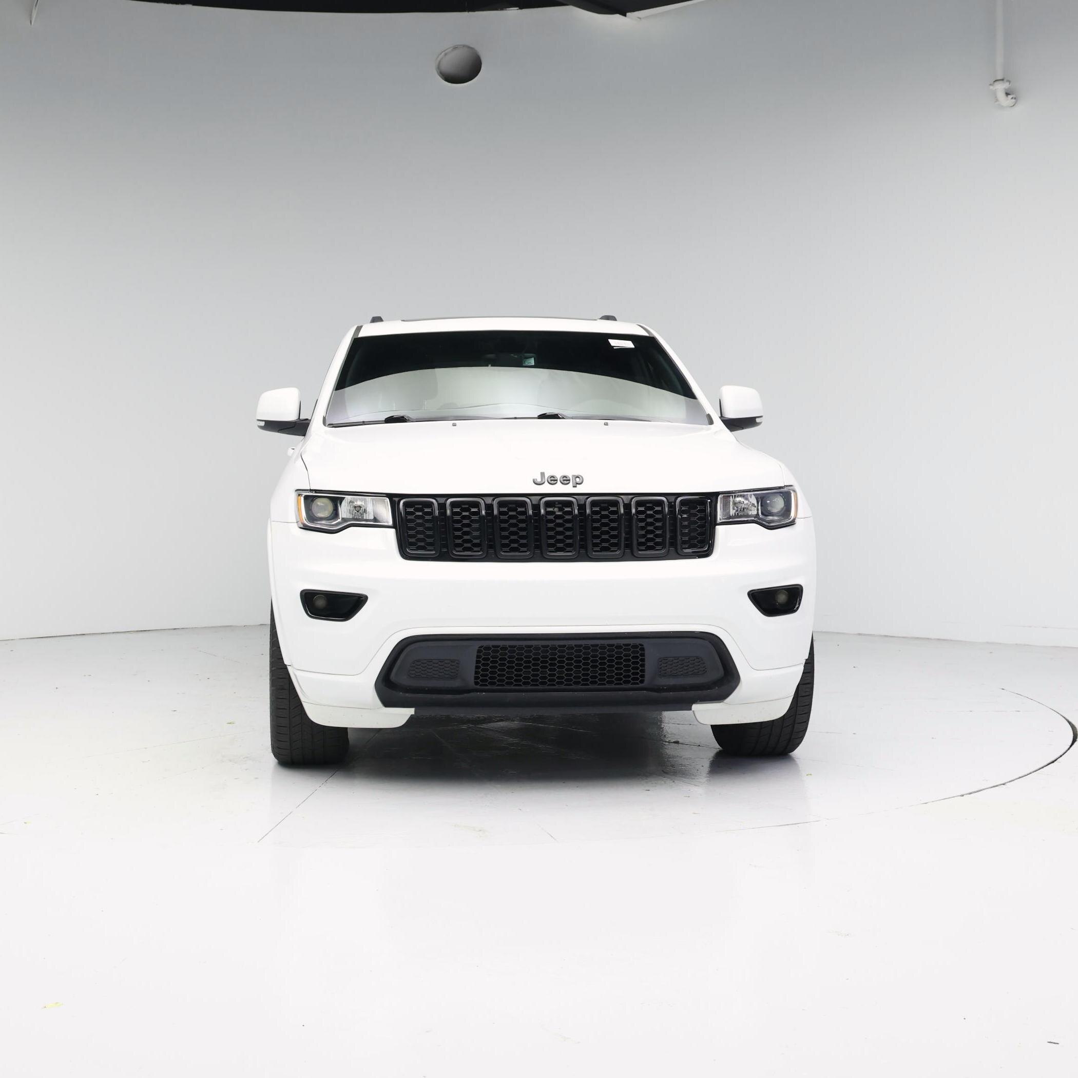 Thumbnail: 2017 Jeep Grand Cherokee - 5