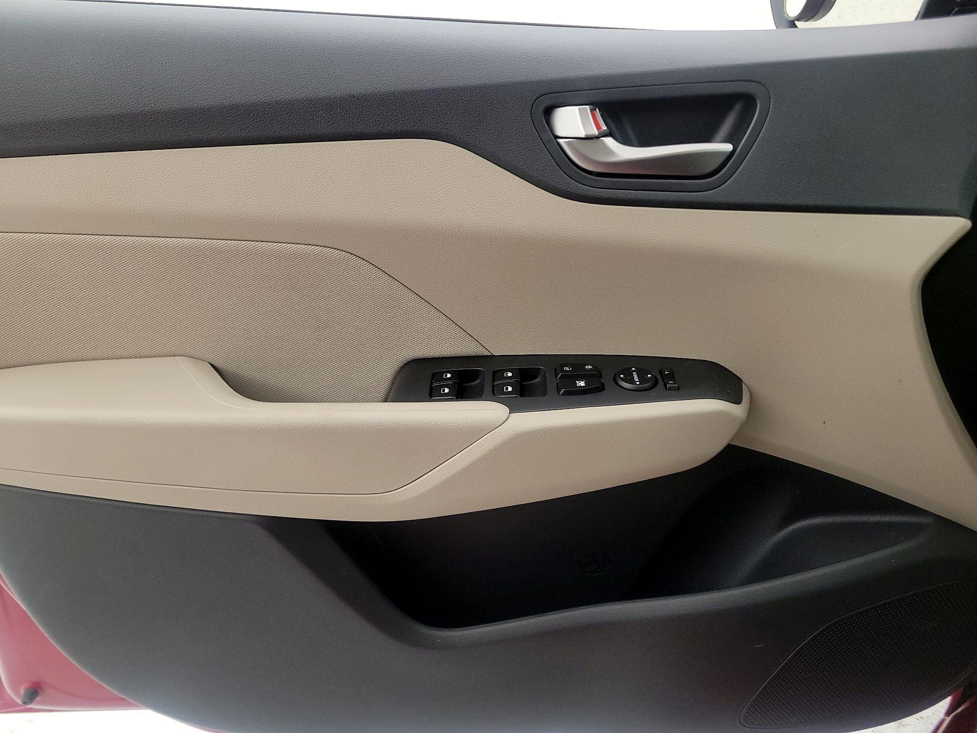 Thumbnail: 2021 Hyundai Accent - 12