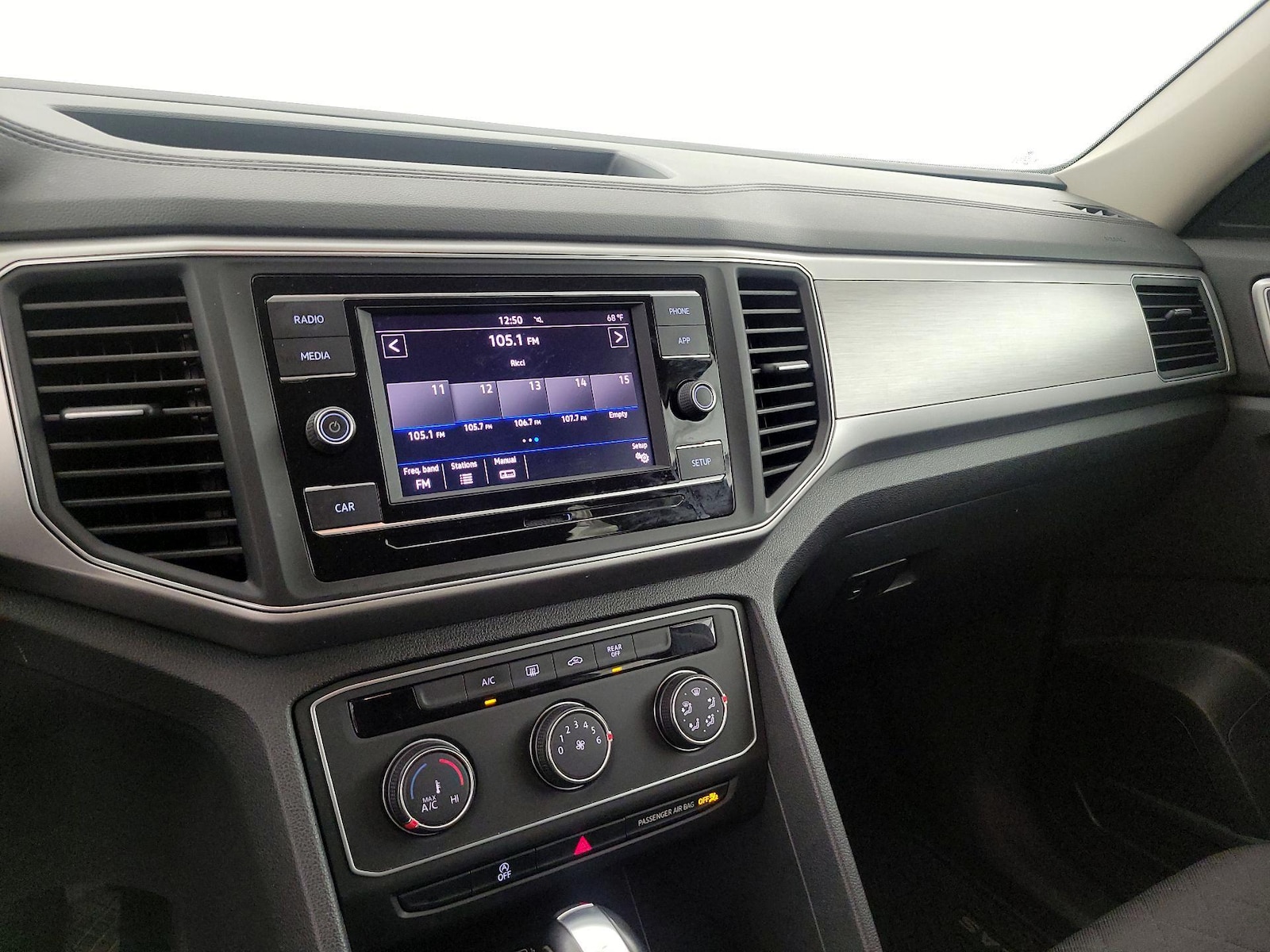 2018 Volkswagen Atlas S - Photo 16