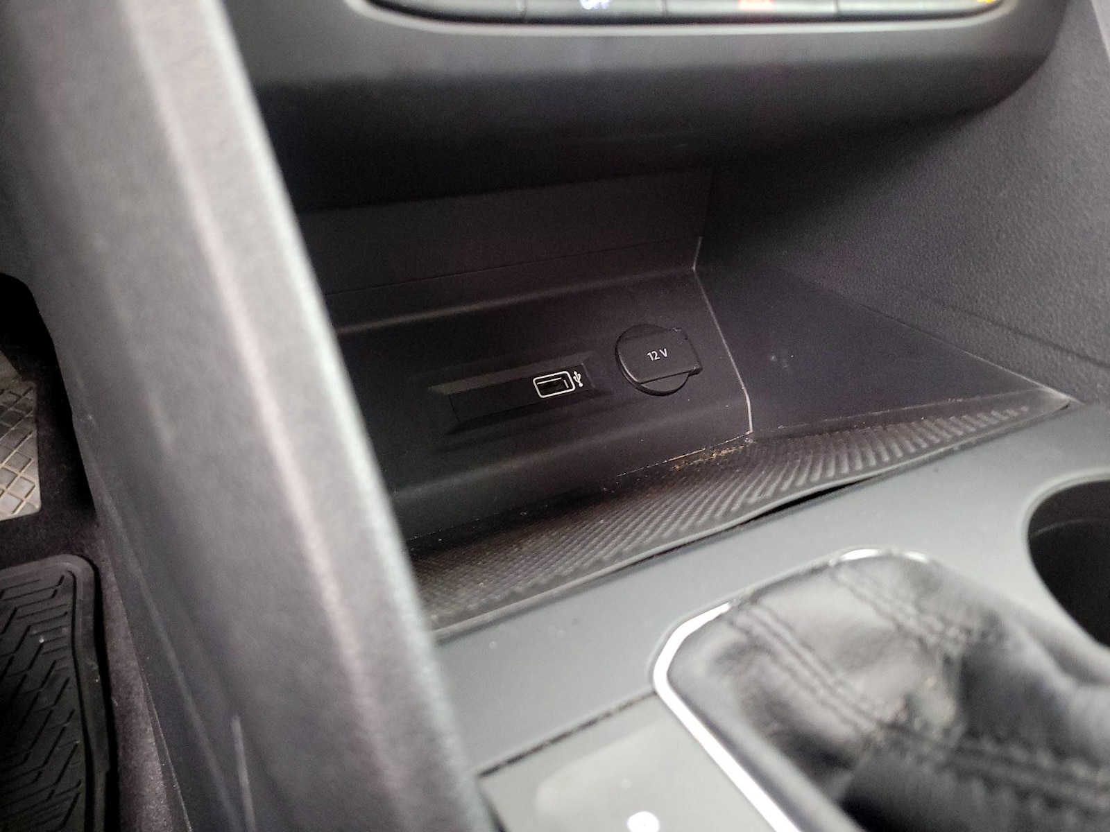 2018 Volkswagen Atlas S - Photo 19