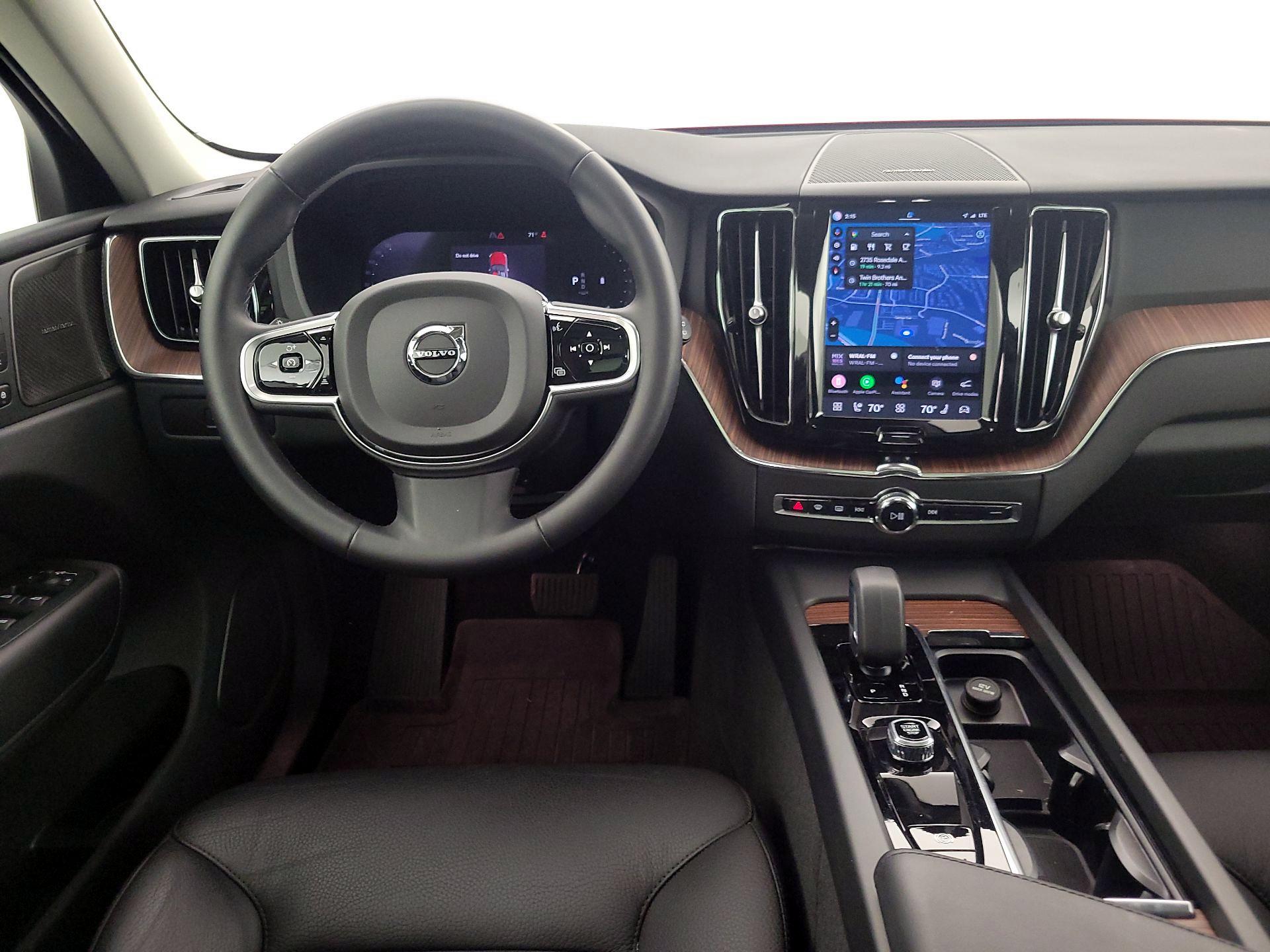 Thumbnail: 2024 Volvo XC60 - 10